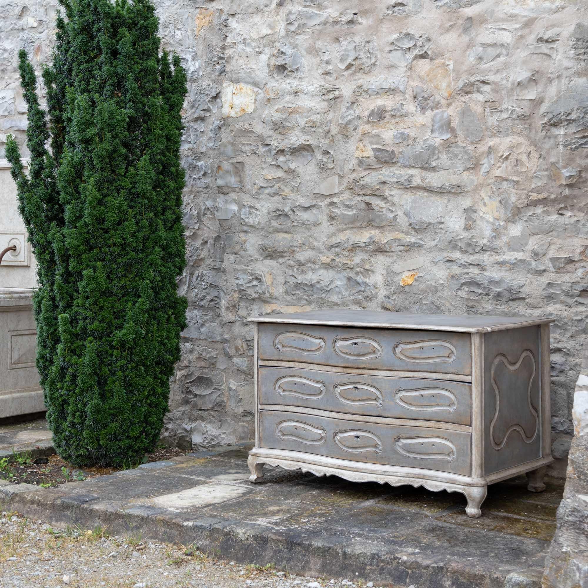 Hand-Painted Baroque chest of drawers, Southern German 18th century For Sale