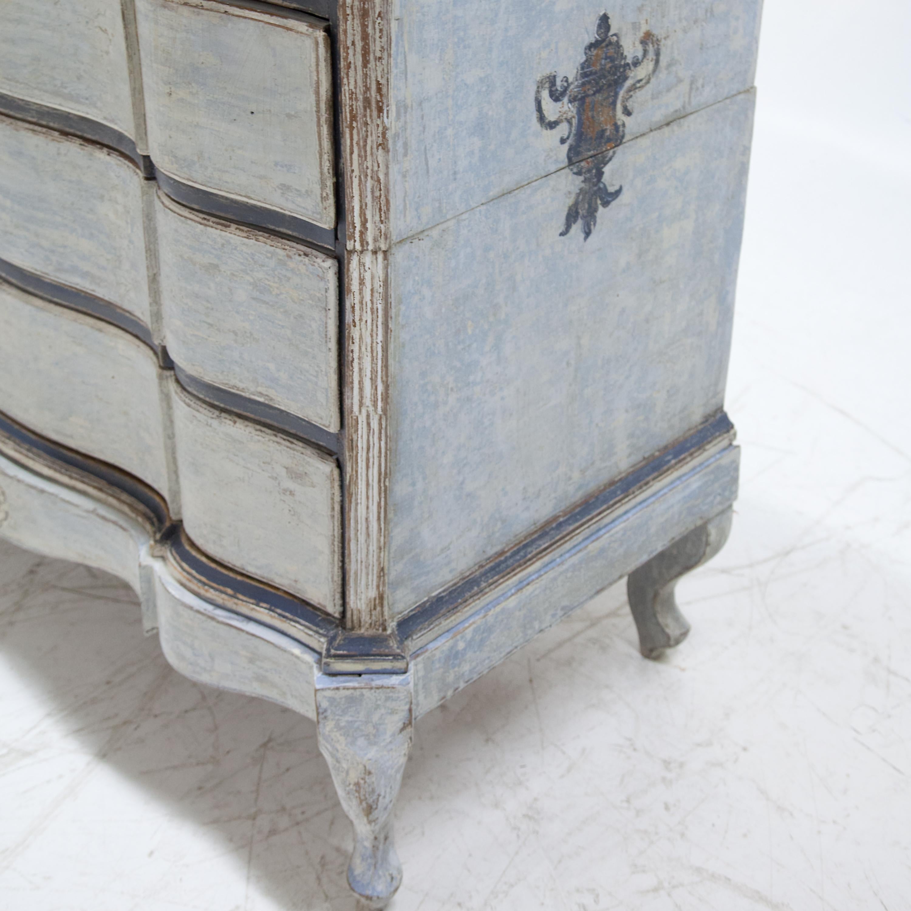 Baroque Chest of Drawers, Sweden, 18th Century In Good Condition In Greding, DE