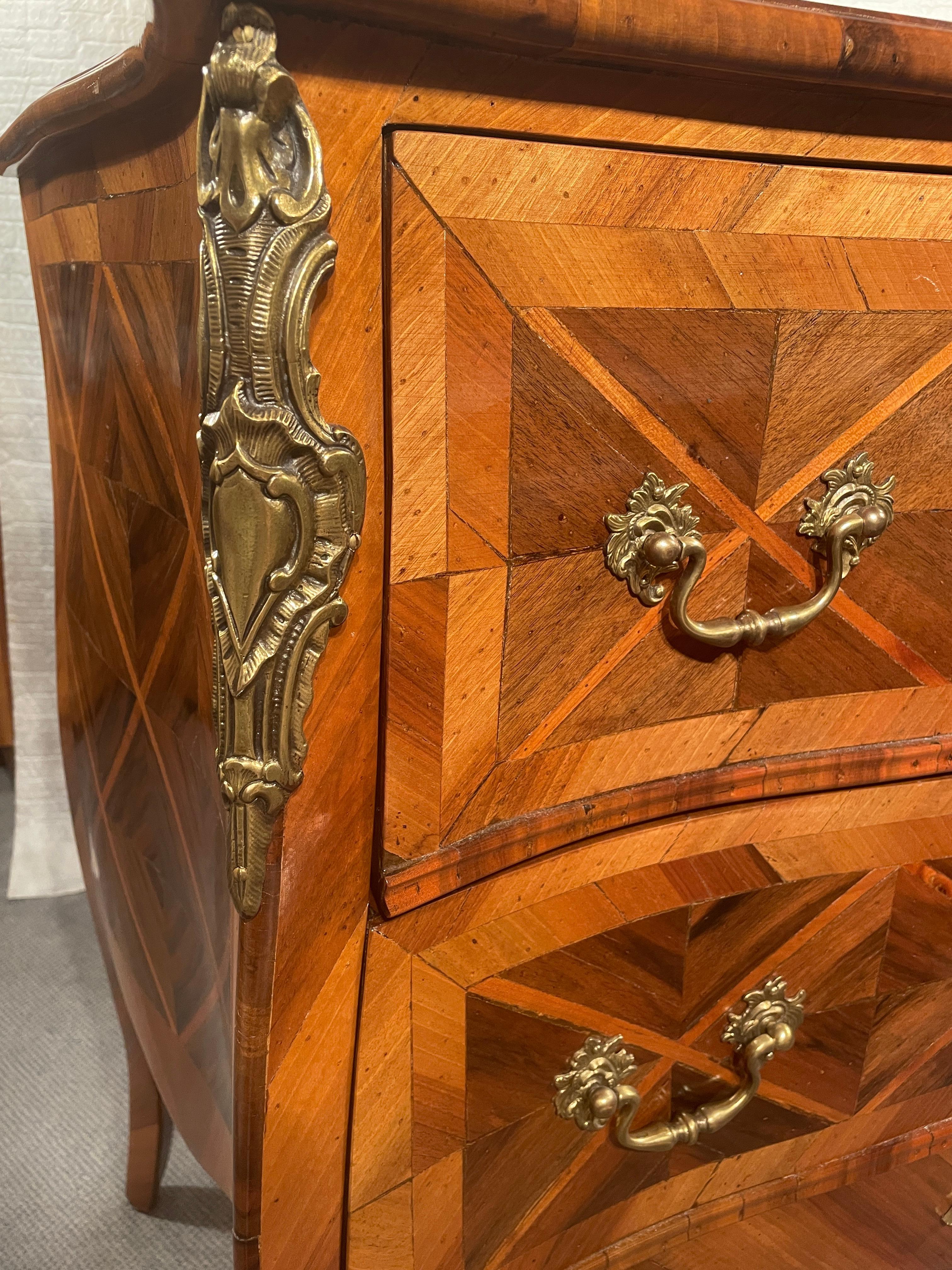 Swiss Baroque Chest of Drawers, Switzerland 1750-60 For Sale