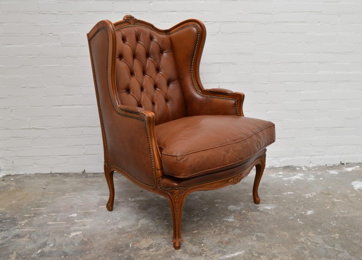 Baroque Chesterfield High Back Chair / Wingchair in Well Kept Original State In Good Condition For Sale In Eindhoven, NL