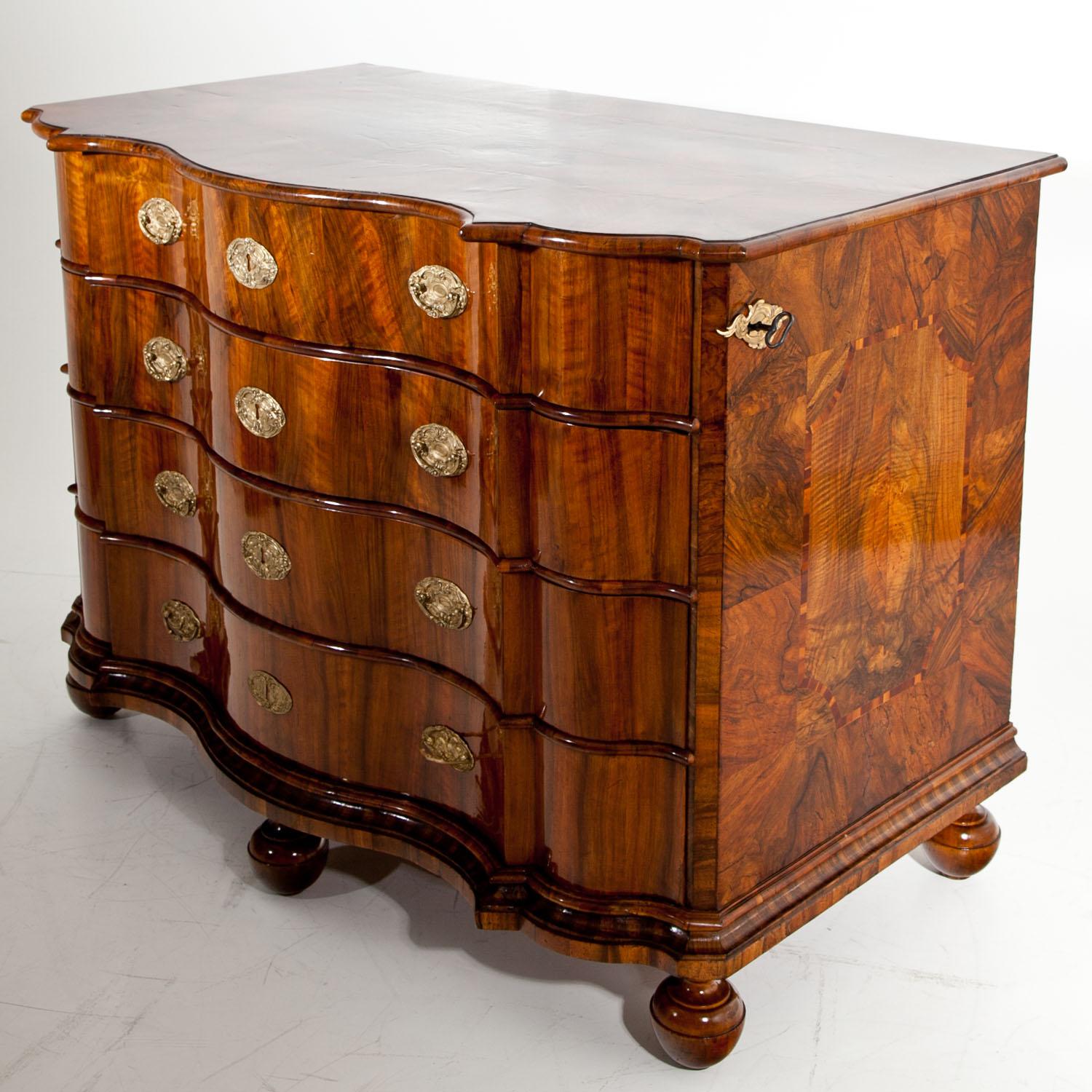 Baroque Chests of Drawers, France, circa 1730 1