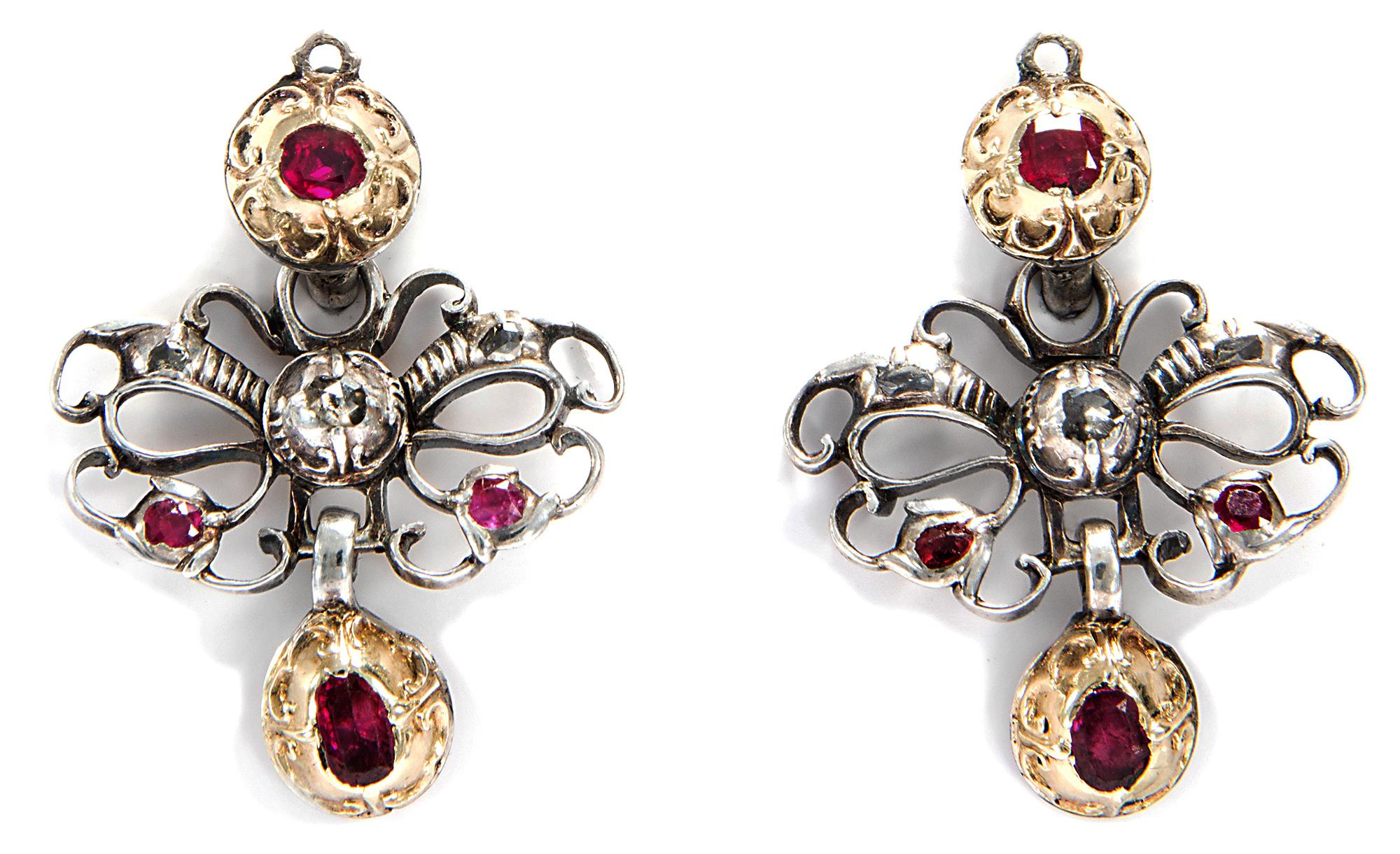 Baroque circa 1750, Ruby and Diamond Demi Parure Set of Earrings, Pendant & Ring 5