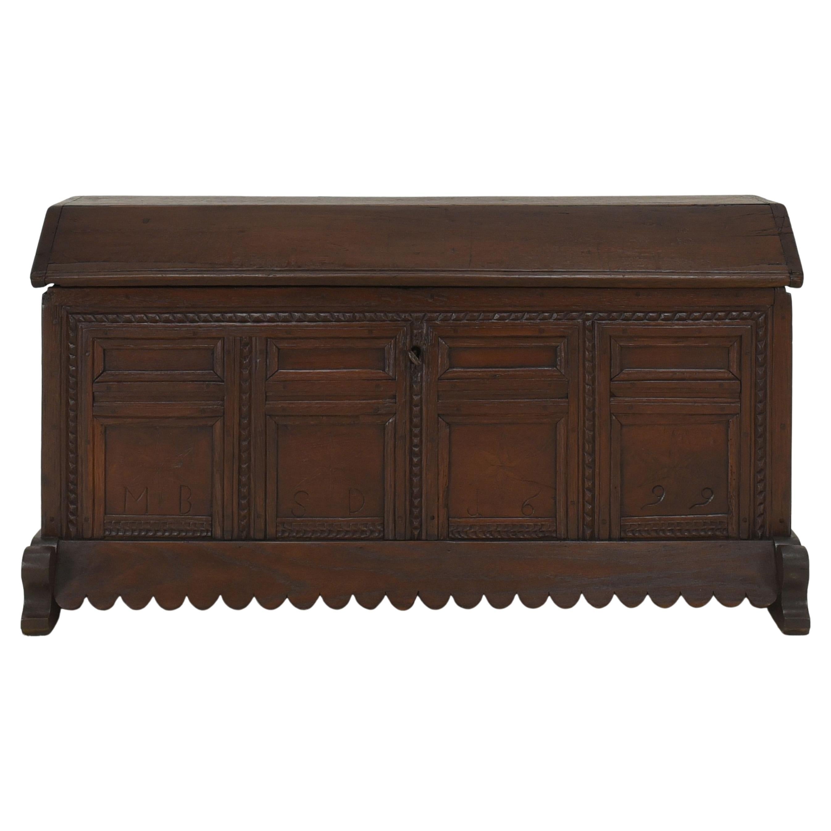 Baroque Coffin Lid Chest in Solid Oak, 1700