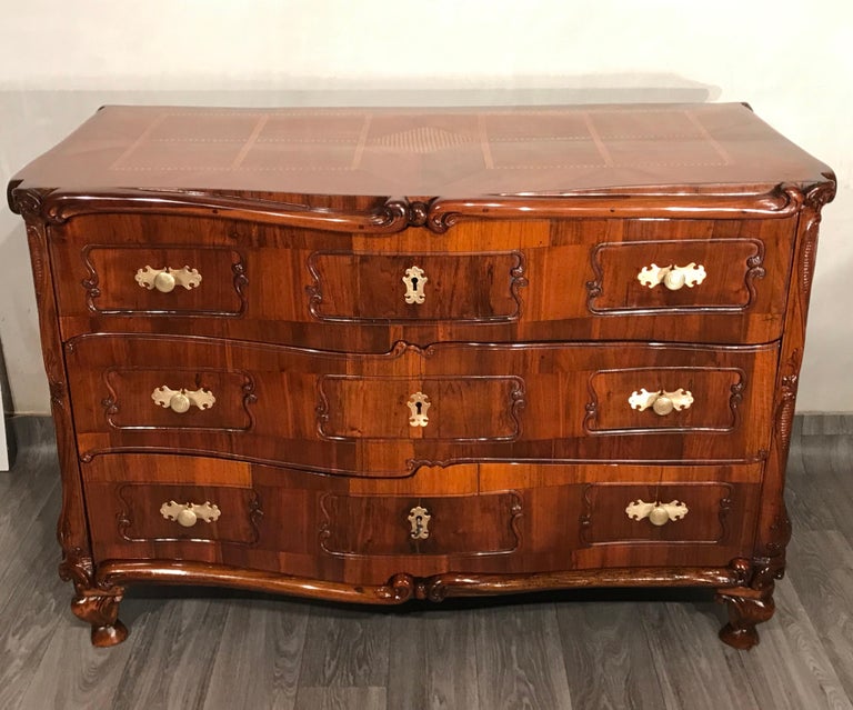 Baroque Commode, Switzerland 18th Century, Walnut For Sale at 1stDibs