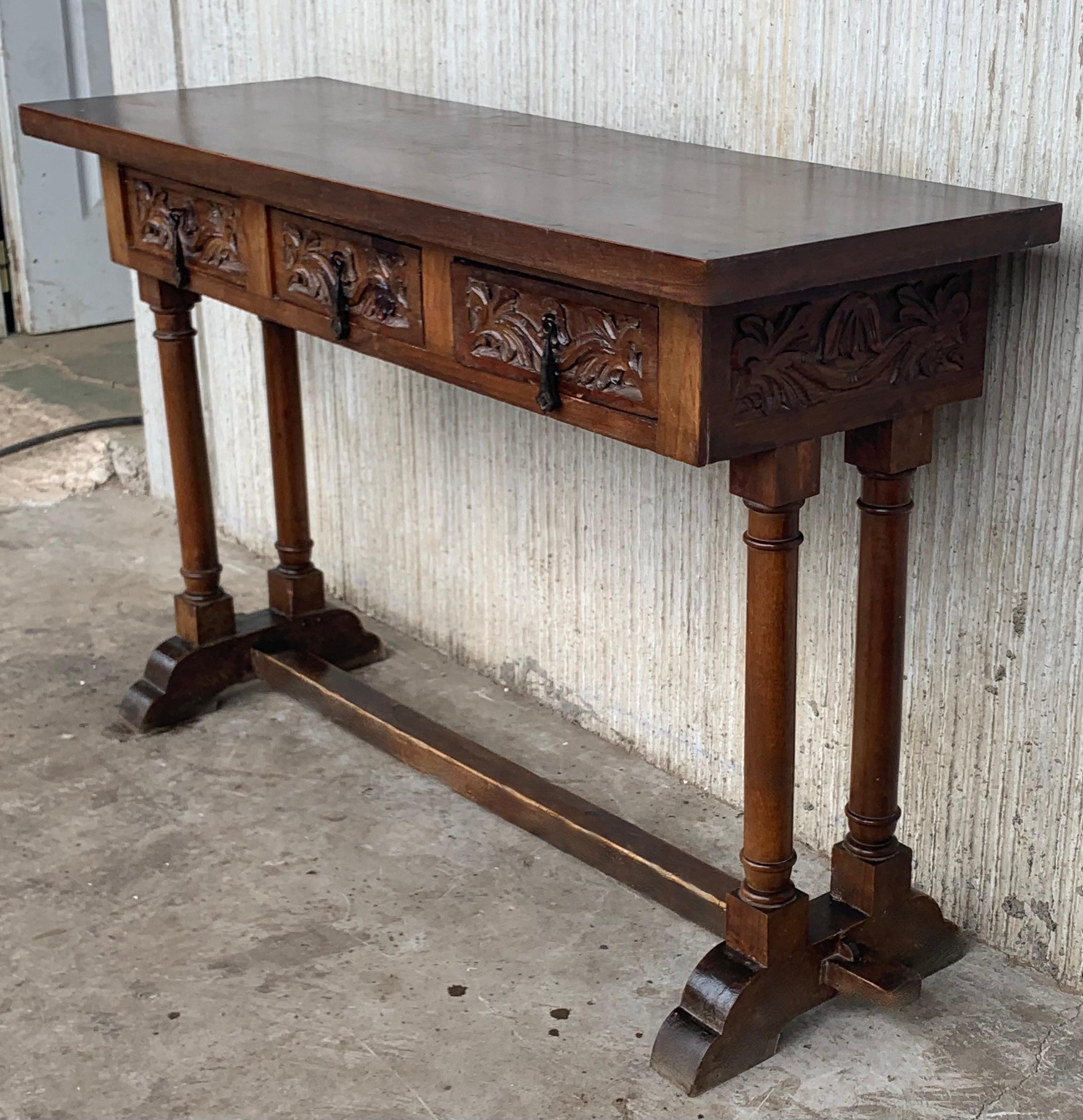 Spanish Baroque Console Table in Walnut with Three Carved Drawers and Stretcher