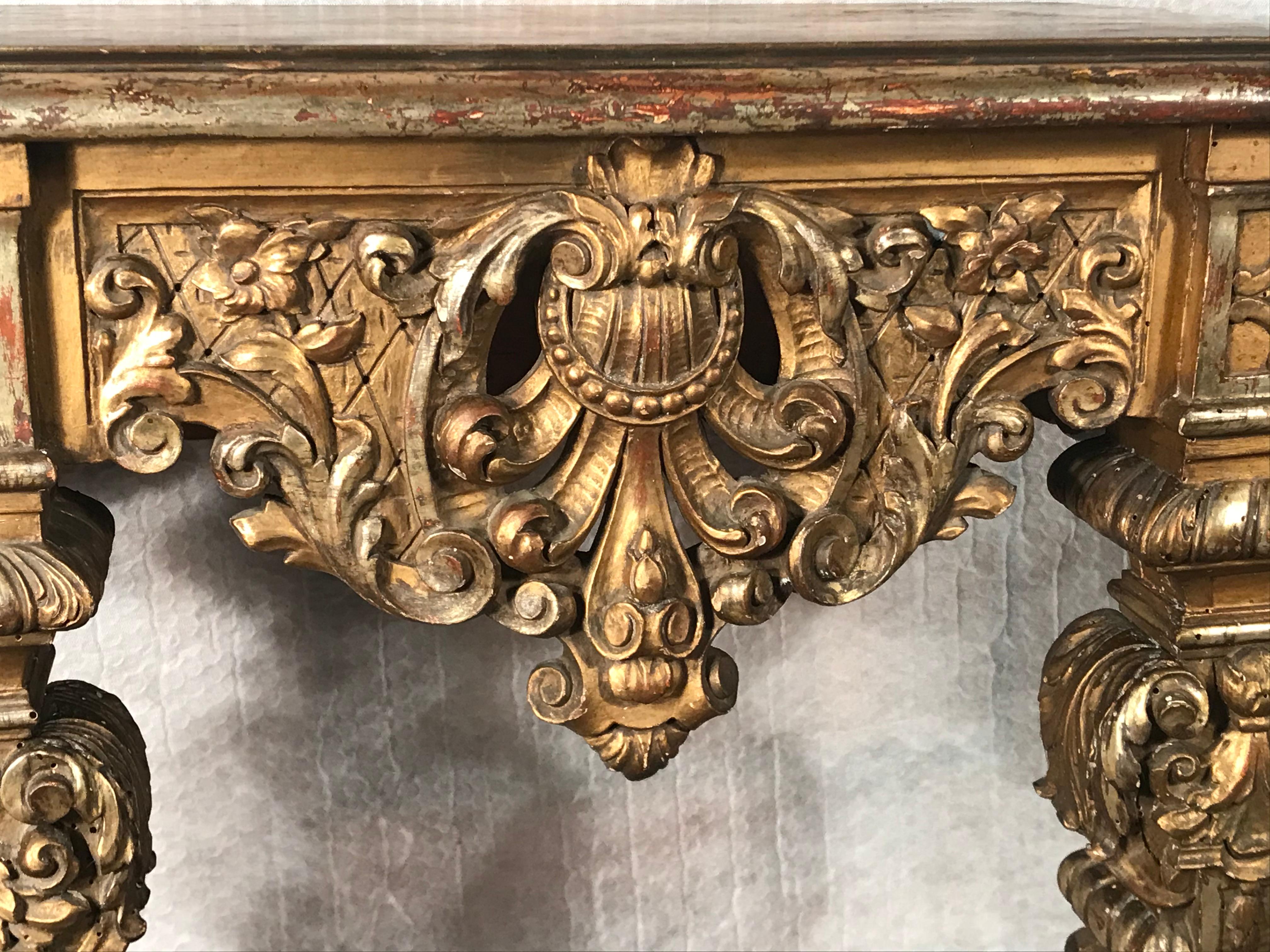 Sculpté à la main Table console baroque en bois doré, Allemagne du Sud, XVIIIe siècle en vente
