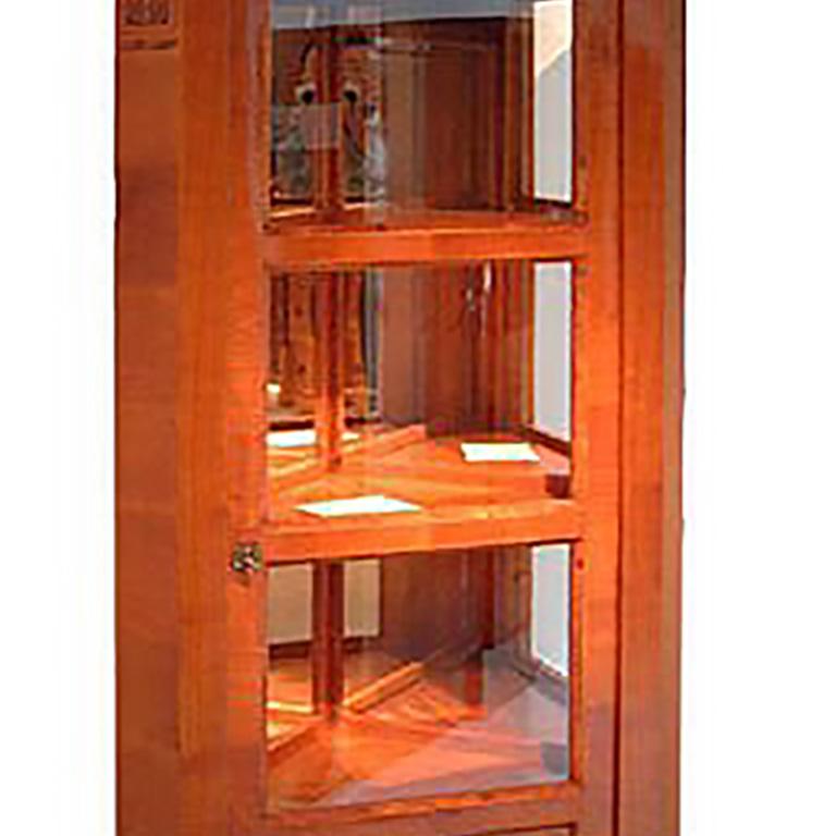 urn display cabinet