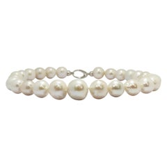 Collana di perle di mare coltivate barocche con chiusura a scatto in argento sterling
