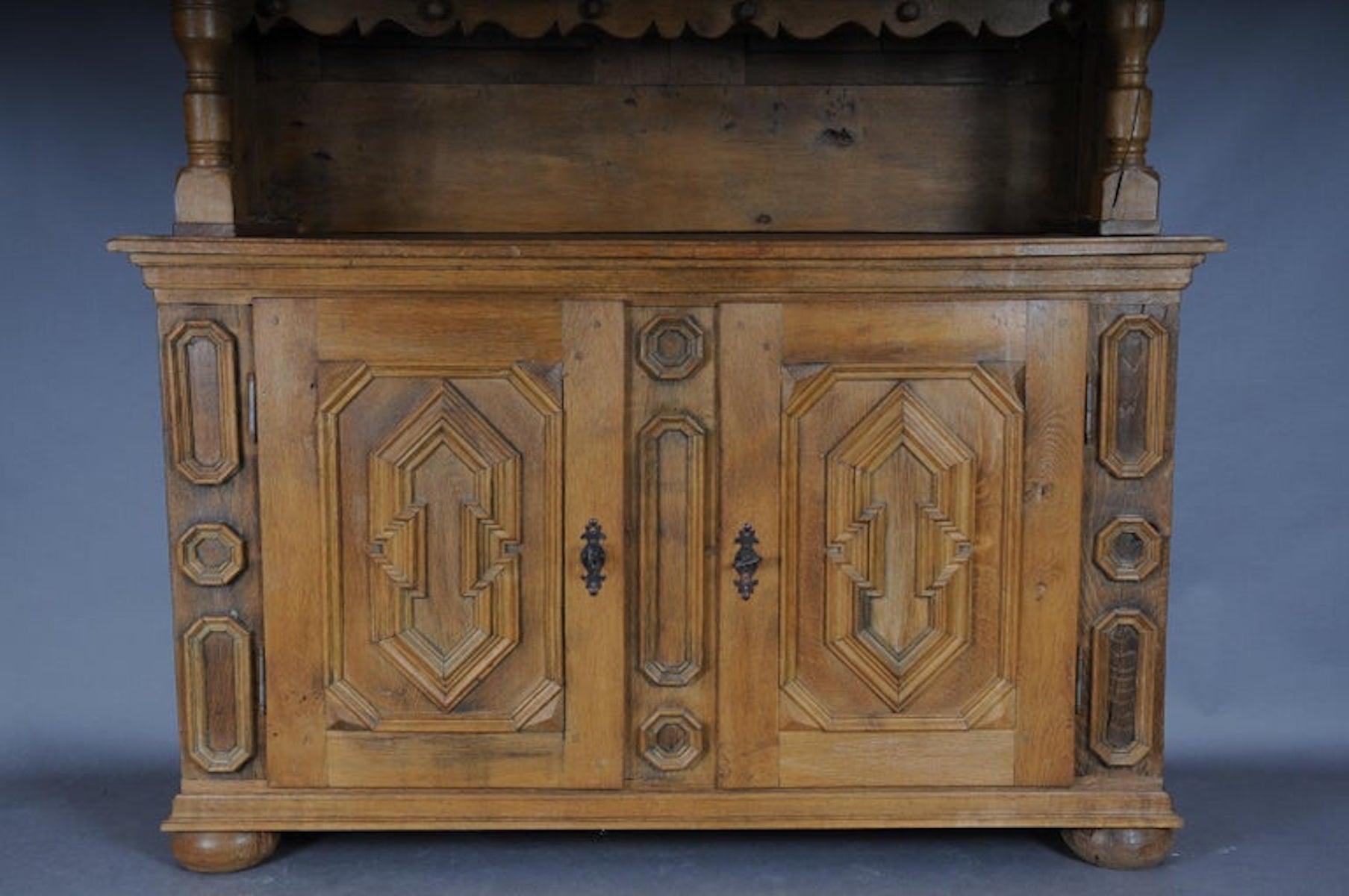 Armario barroco / armario de cocina, roble claro, hacia 1840 en venta 6