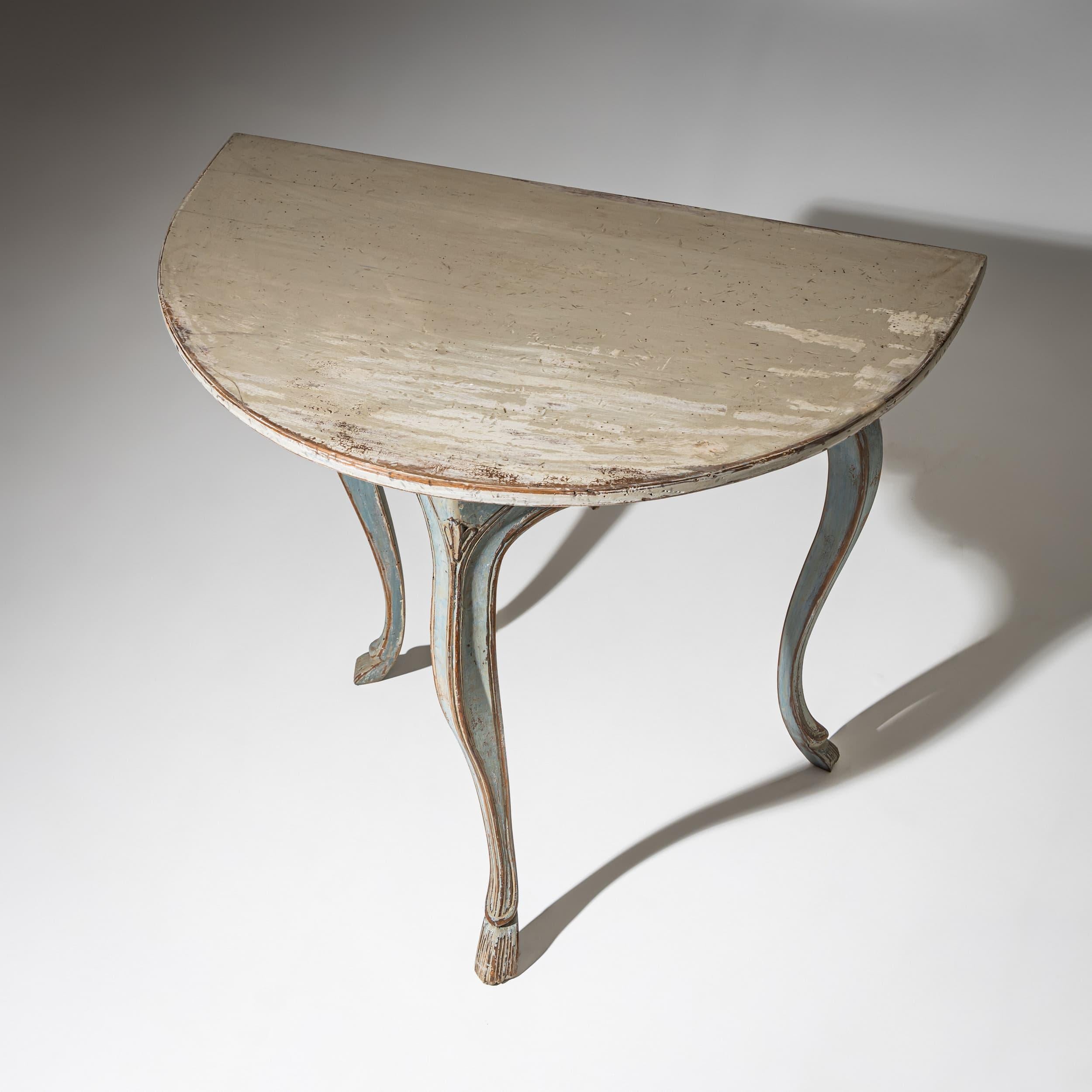 Baroque Demi-Lune Console in the Provençal Style, 18th Century In Good Condition For Sale In Greding, DE