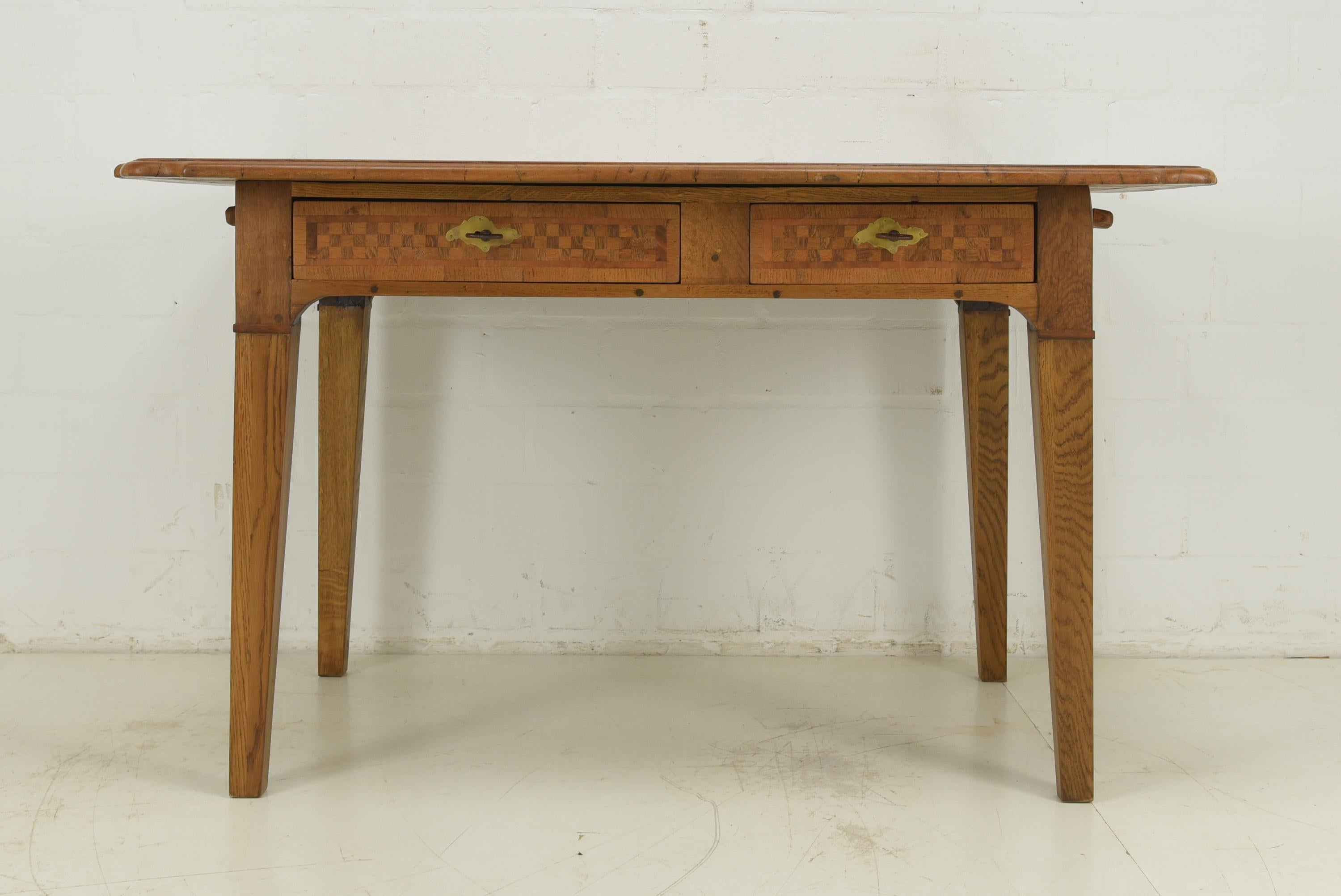 Baroque Desk / Dining Table / Kitchen Table in Solid Oak, 1770 For Sale 1