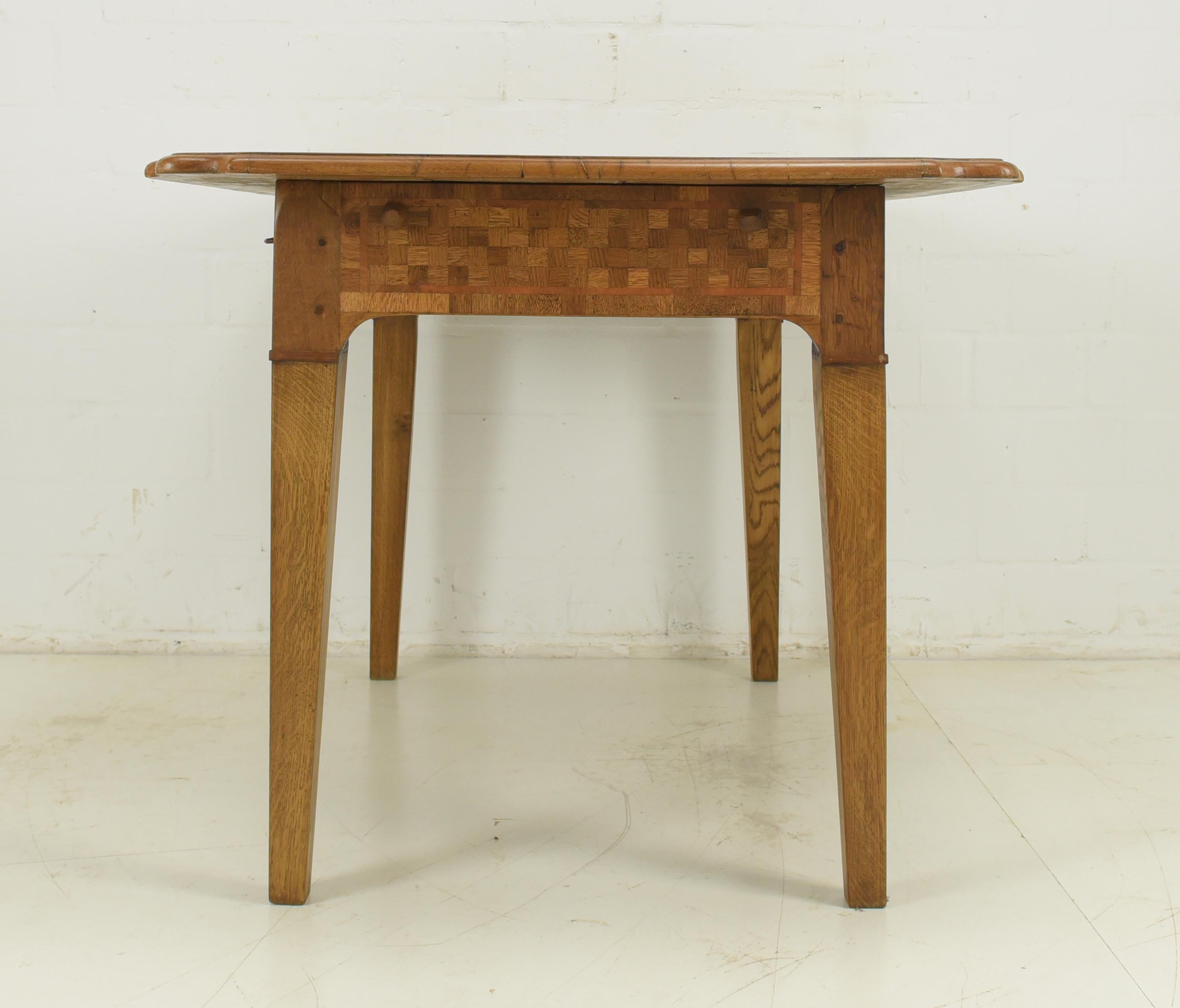 Baroque Desk / Dining Table / Kitchen Table in Solid Oak, 1770 For Sale 5