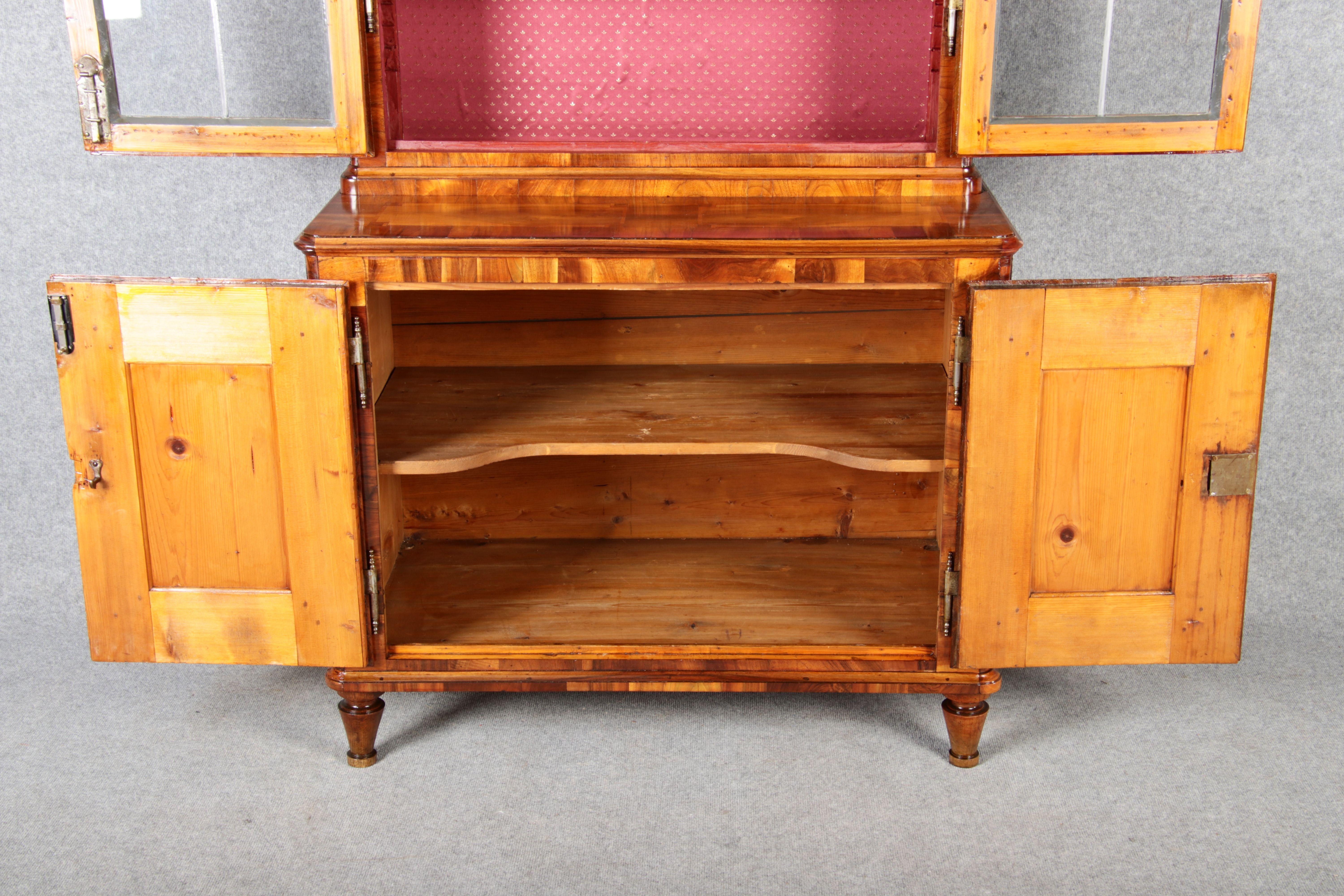 Baroque Display Case Bookcase Walnut, 18th Century 10