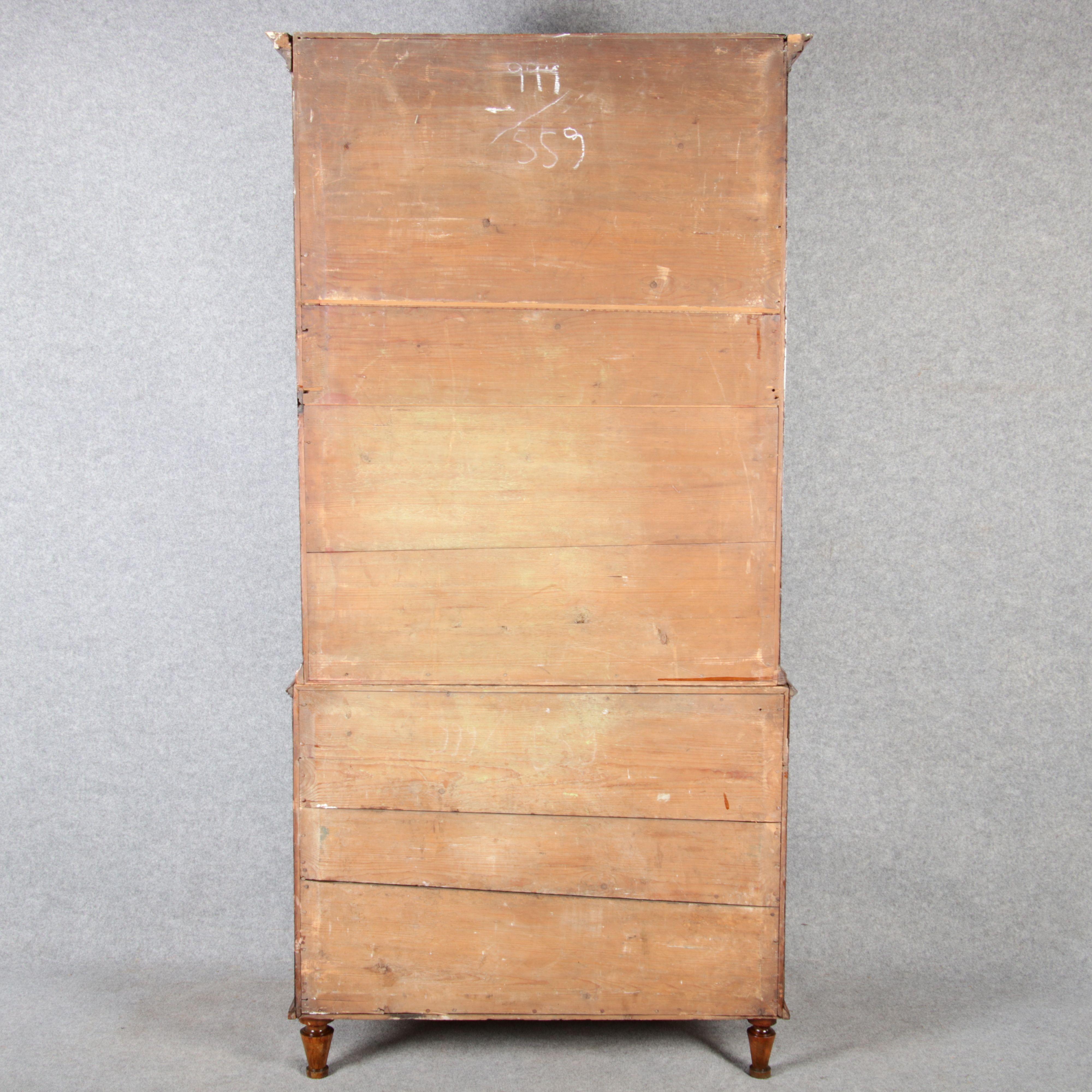 Baroque Display Case Bookcase Walnut, 18th Century 15