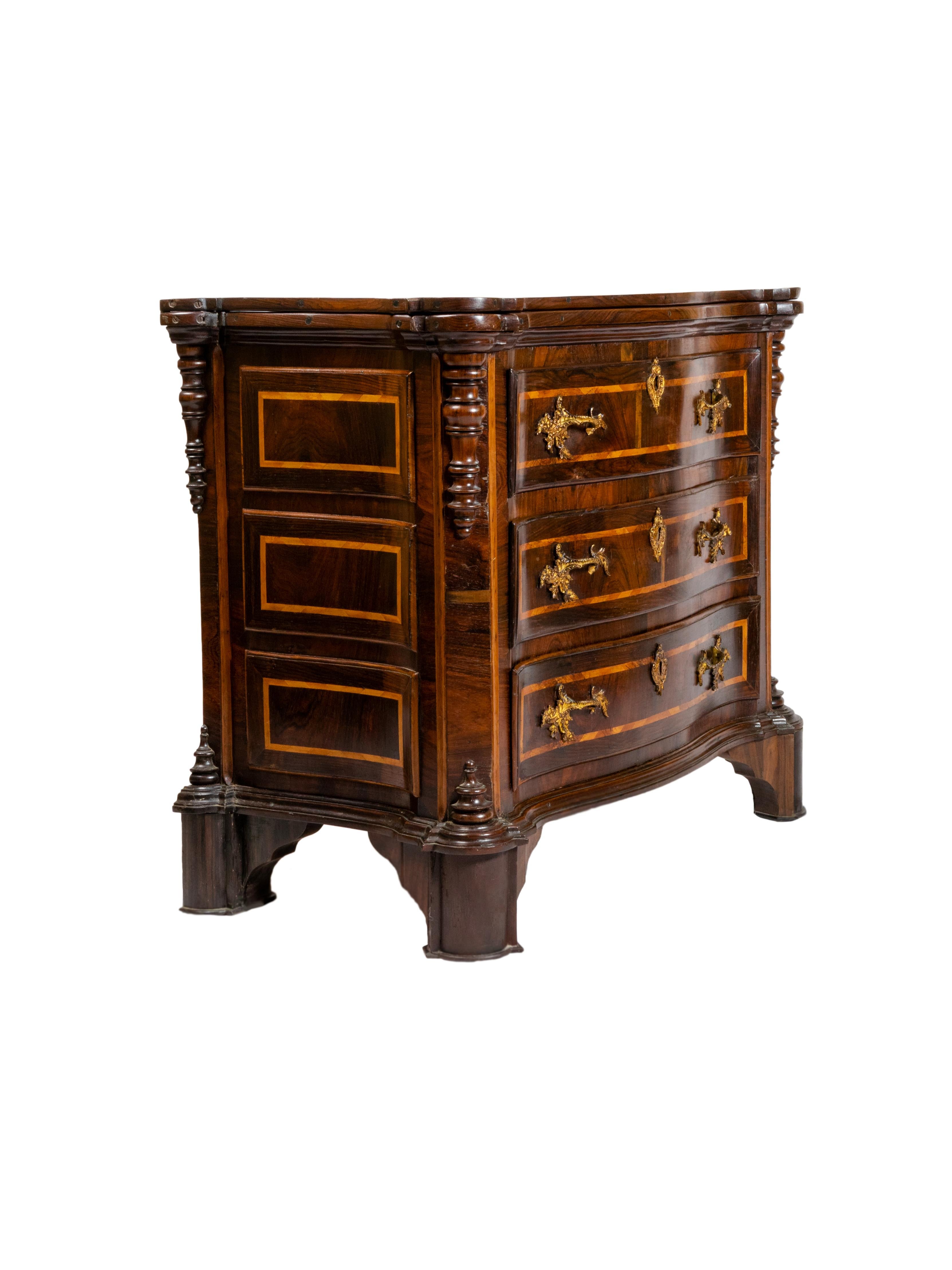 Baroque Drop Leaf Table Chest of Drawers, 17th Century For Sale 5