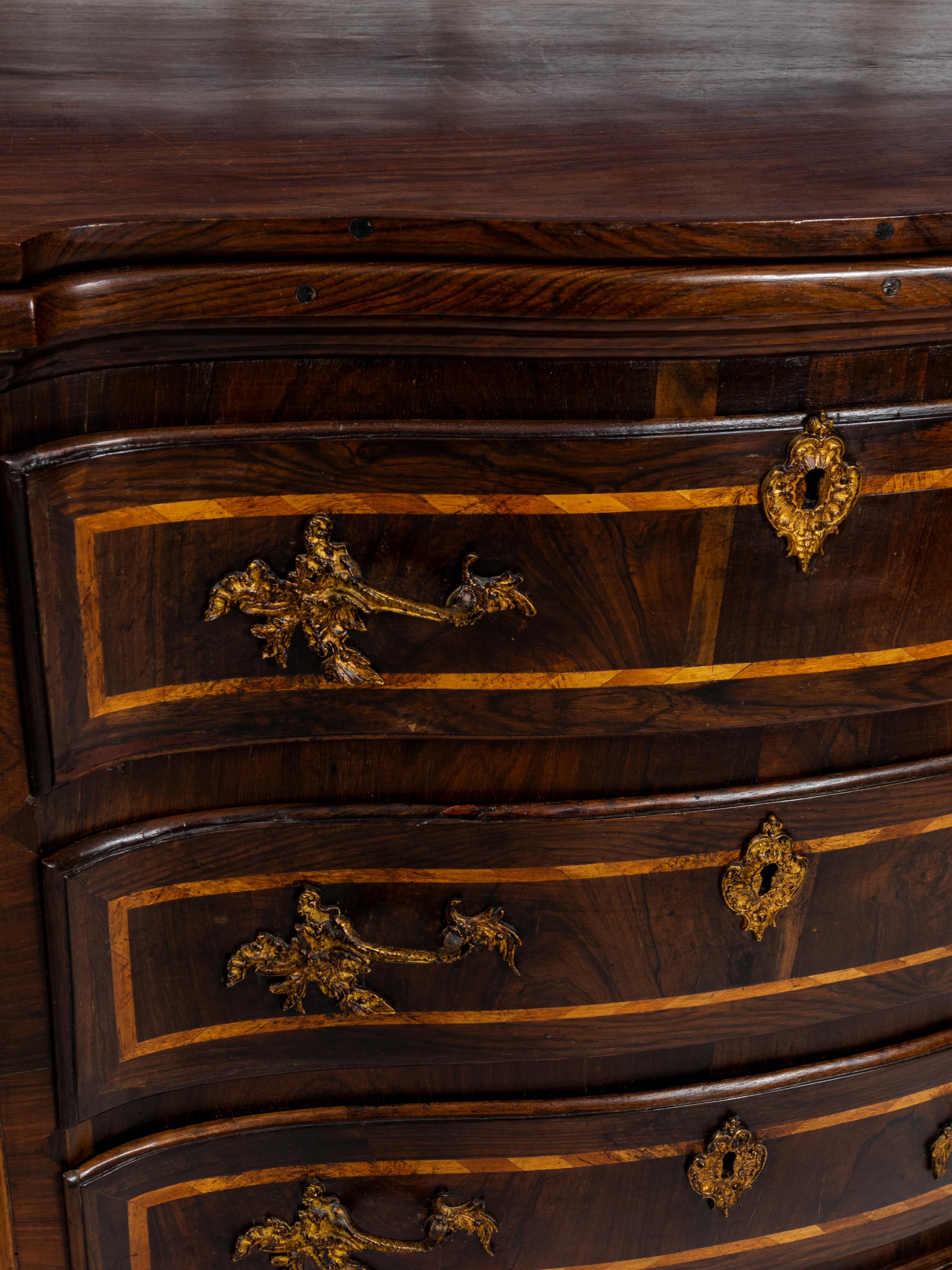 Baroque Drop Leaf Table Chest of Drawers, 17th Century For Sale 1