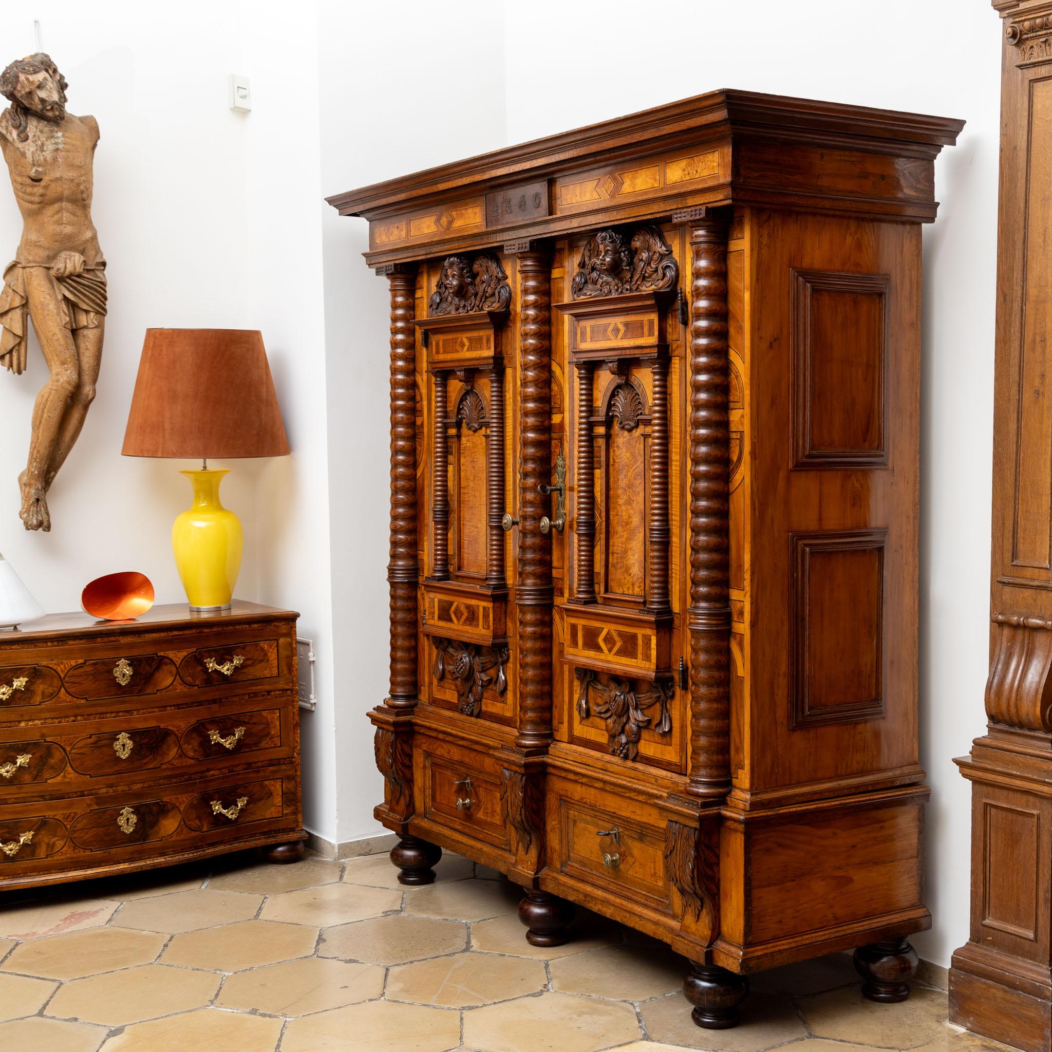 Tedesco Gabinetto di facciata barocco, datato 1740 in vendita