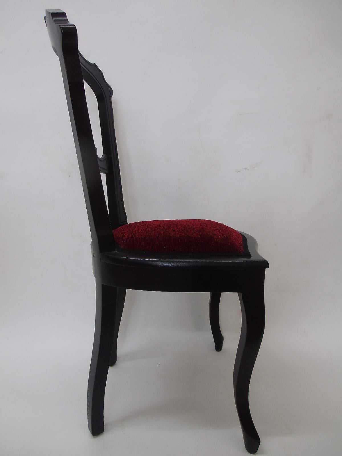 Mid-19th Century Baroque Finca Chair in Stained Black with New Red Upholstery For Sale
