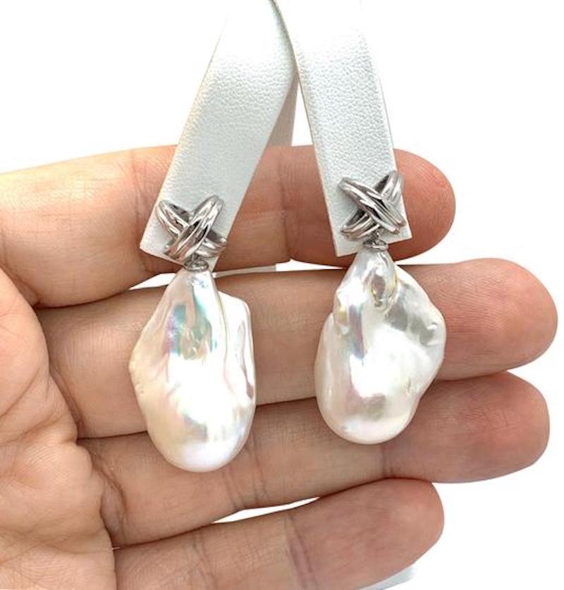 Fine Quality Baroque Freshwater Pearl Earrings 14k Gold 29 mm Certified $1,290 920923

This is a Unique Custom Made Glamorous Piece of Jewelry!

Nothing says, “I Love you” more than Diamonds and Pearls!

These Freshwater pearl earrings have been