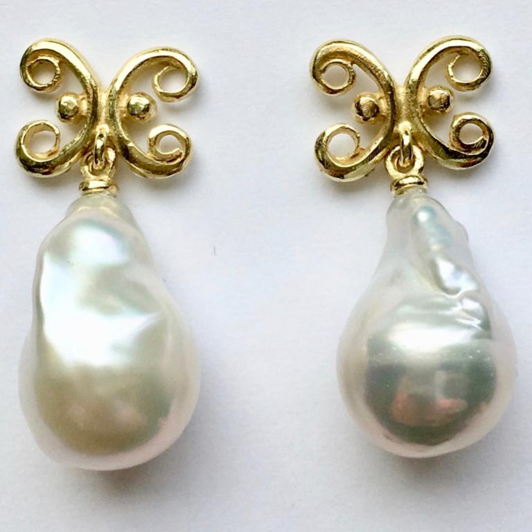 Baroque Revival Baroque Freshwater Pearl 18 Carat Yellow Gold Earrings