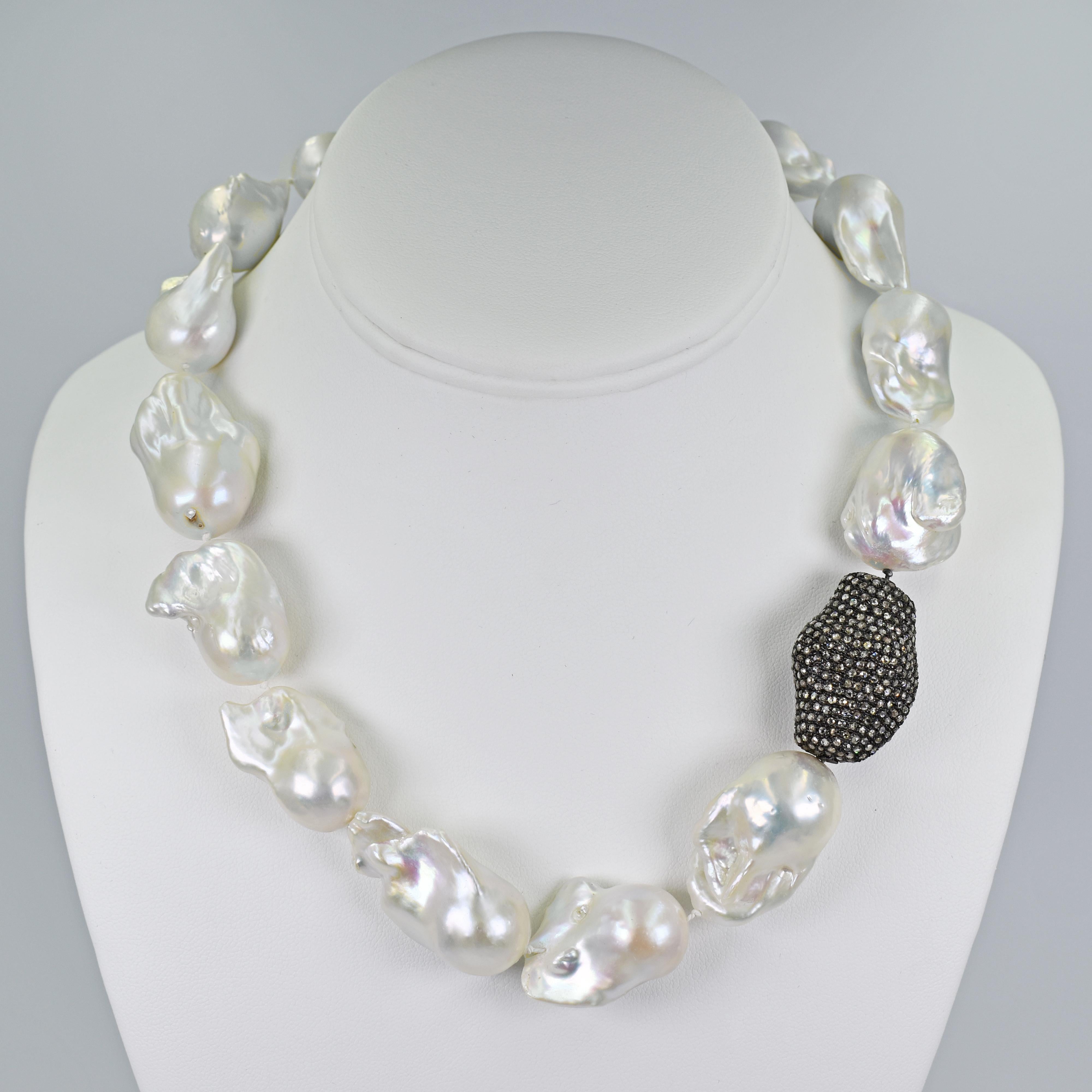 pearl beaded collar necklace