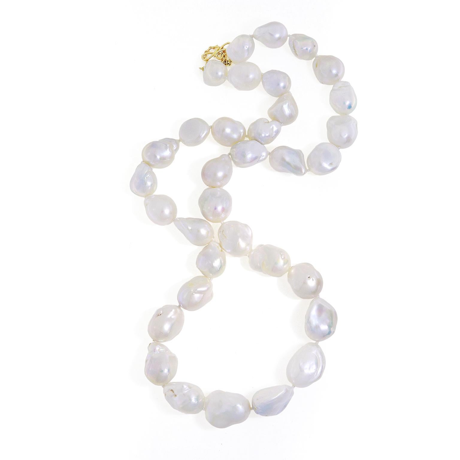 Romantic Baroque Freshwater Pearl 18K Yellow Gold Necklace For Sale