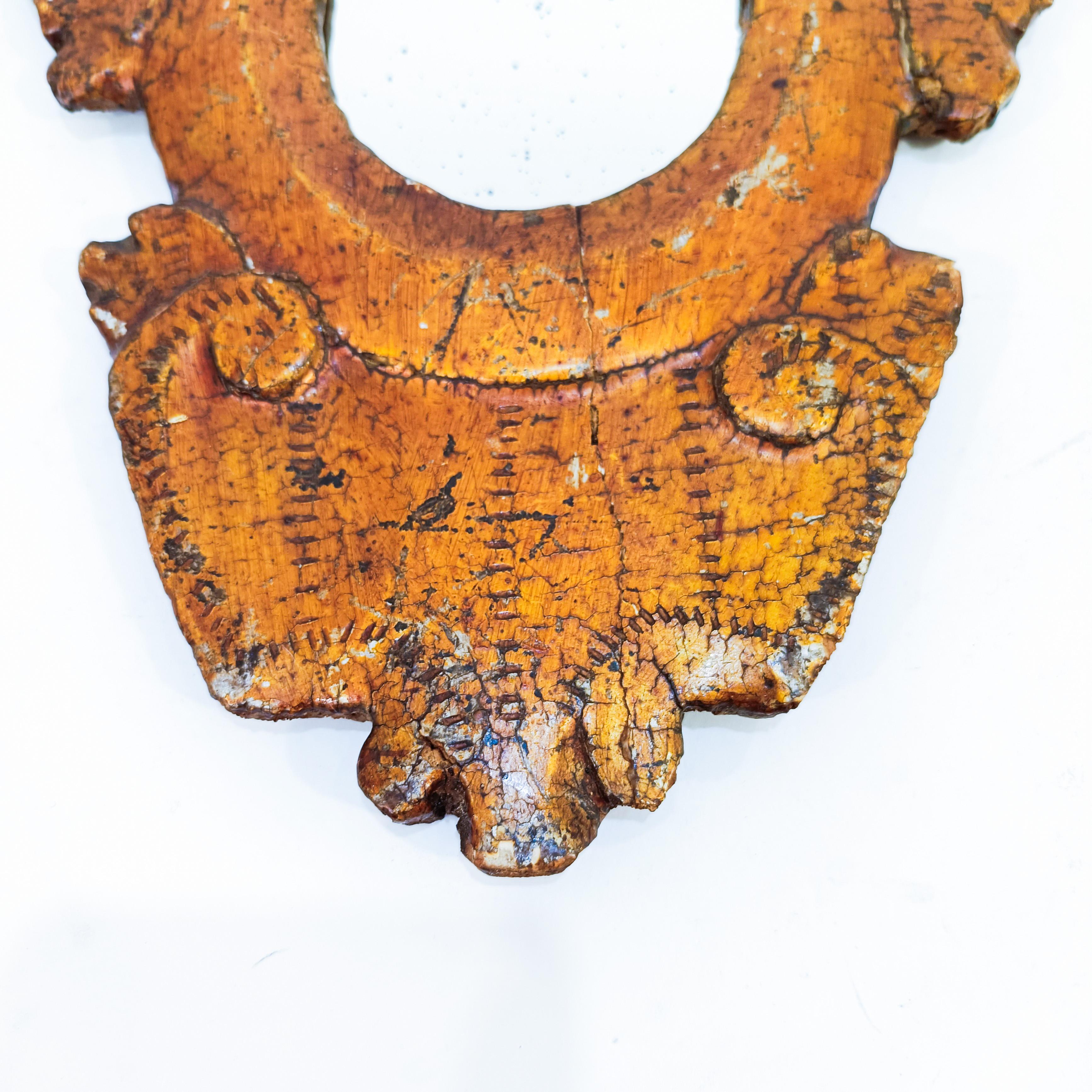 Intagliato a mano Specchio barocco dorato, Francia, fine XVIII secolo in vendita