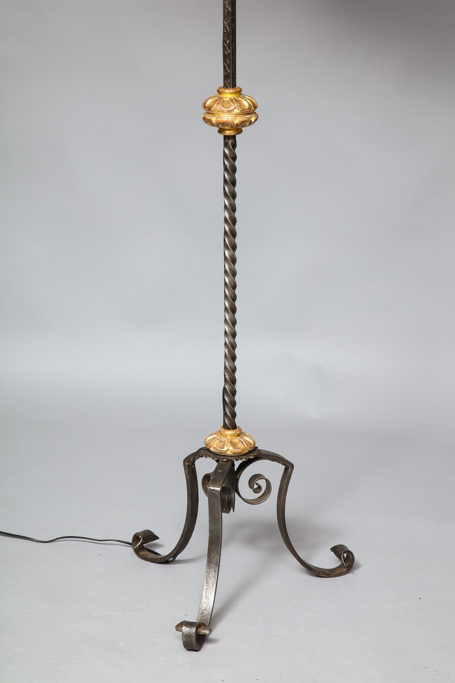 20th Century Giltwood and Wrought Iron Floor Lamp For Sale