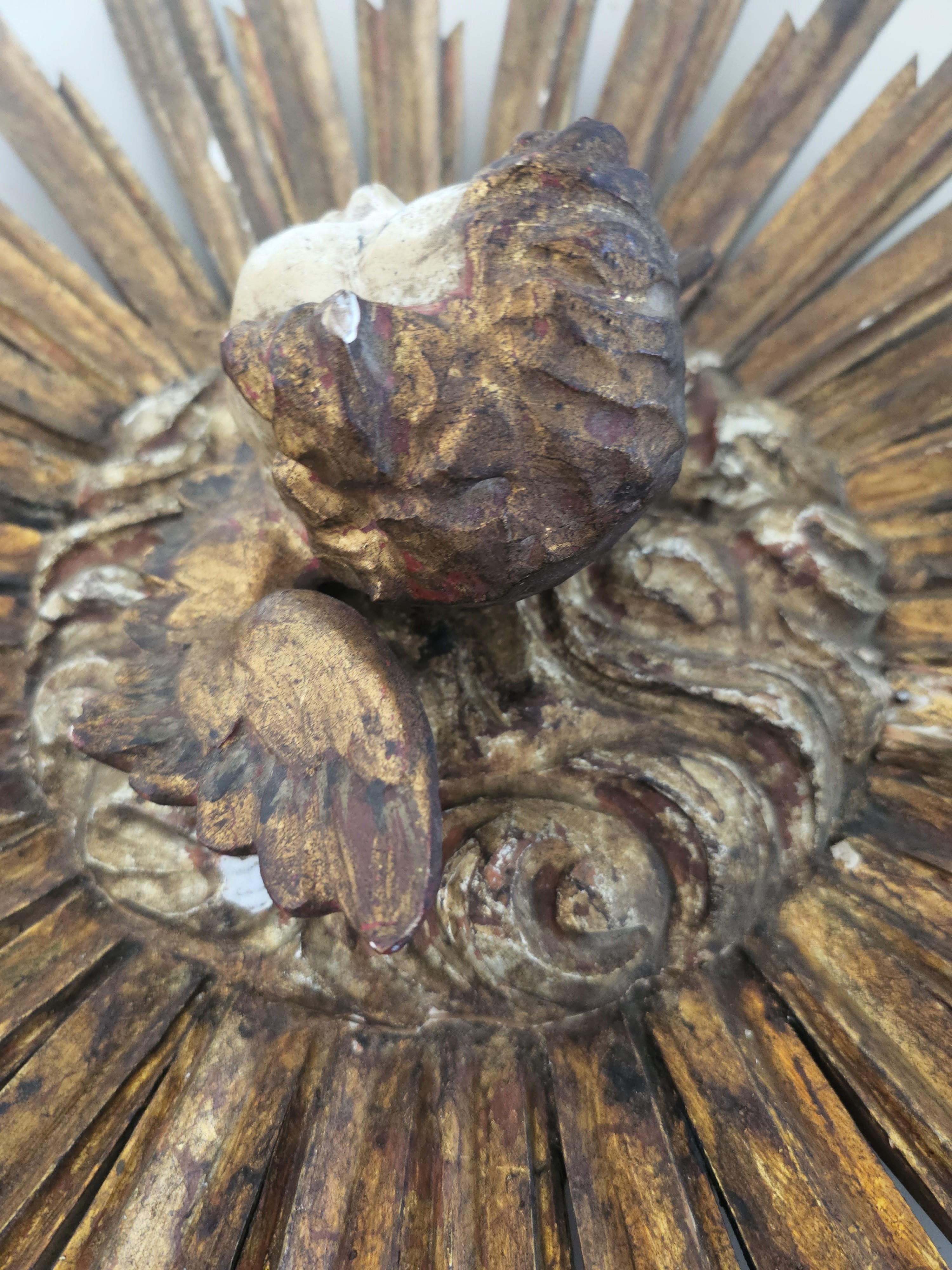 Madera dorada barroca con cabeza de querubín Siglo XVIII Europeo en venta 7