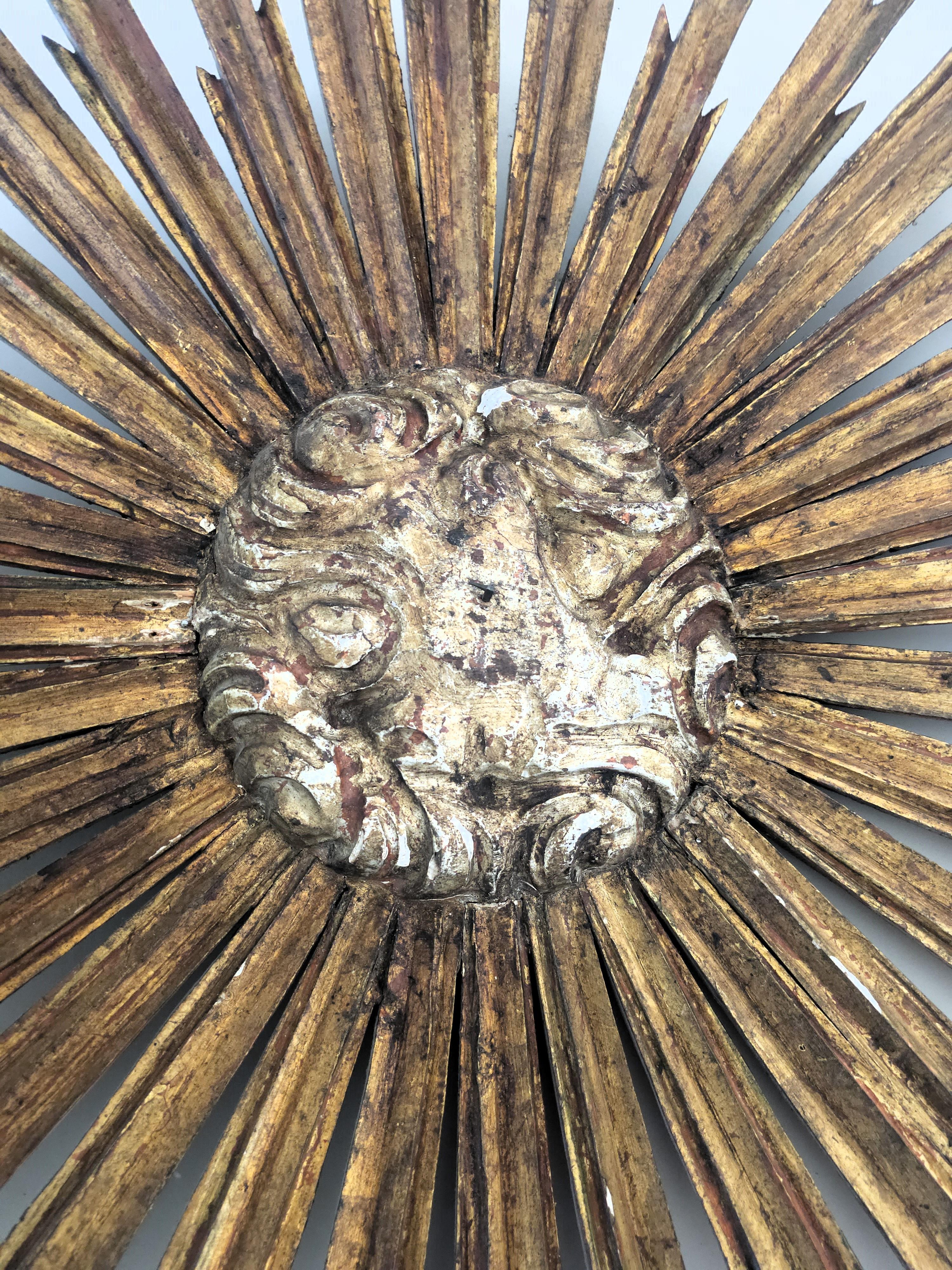 Madera dorada barroca con cabeza de querubín Siglo XVIII Europeo en venta 9