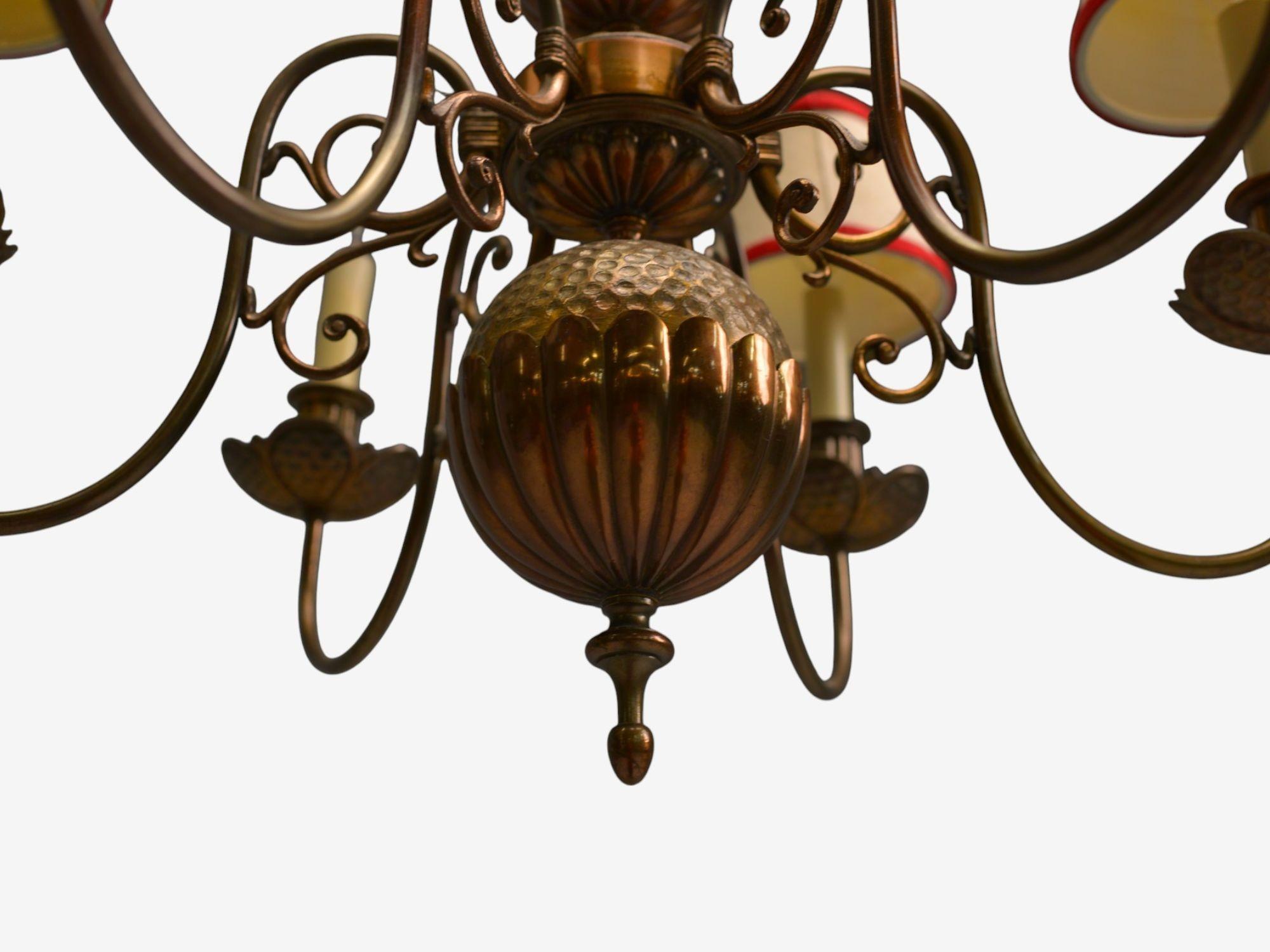 Baroque, Hammered Brass, Bronze, Fabric, Pendant Light, 1950s im Zustand „Gut“ im Angebot in Manhasset, NY