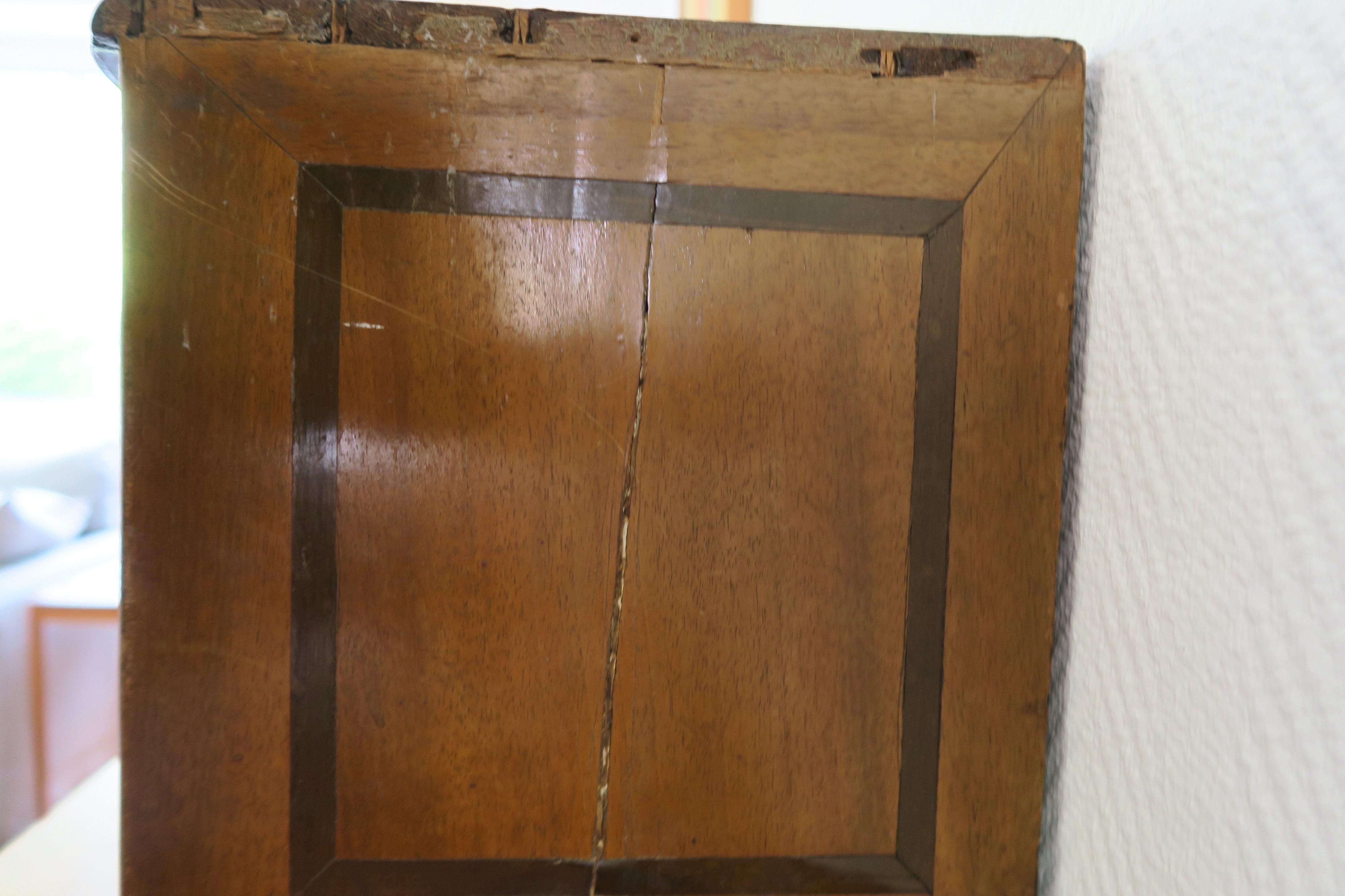 Cassapanca barocca in miniatura del XVIII secolo in vendita 2