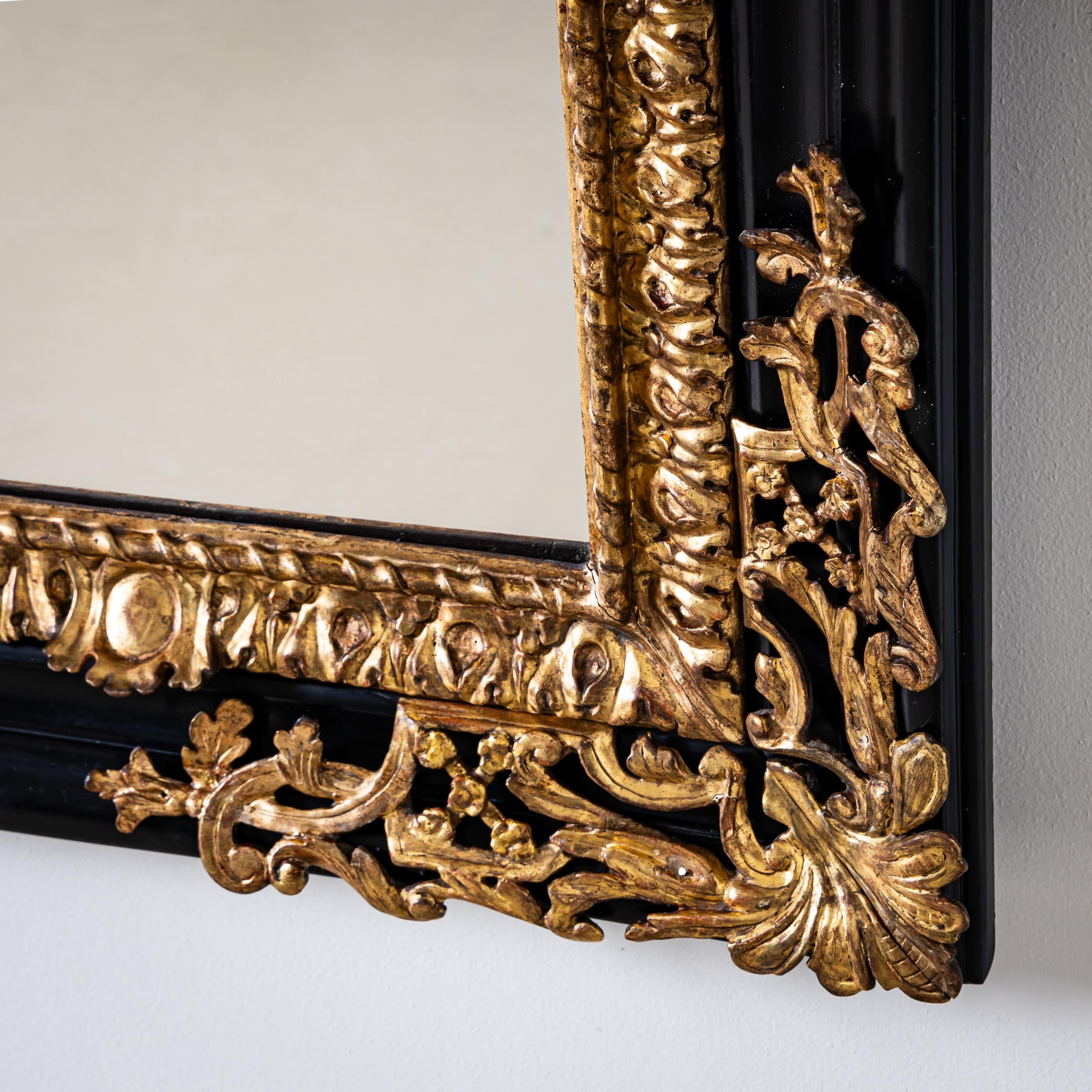 Baroque Mirror, 1st Half 18th Century In Good Condition For Sale In Greding, DE