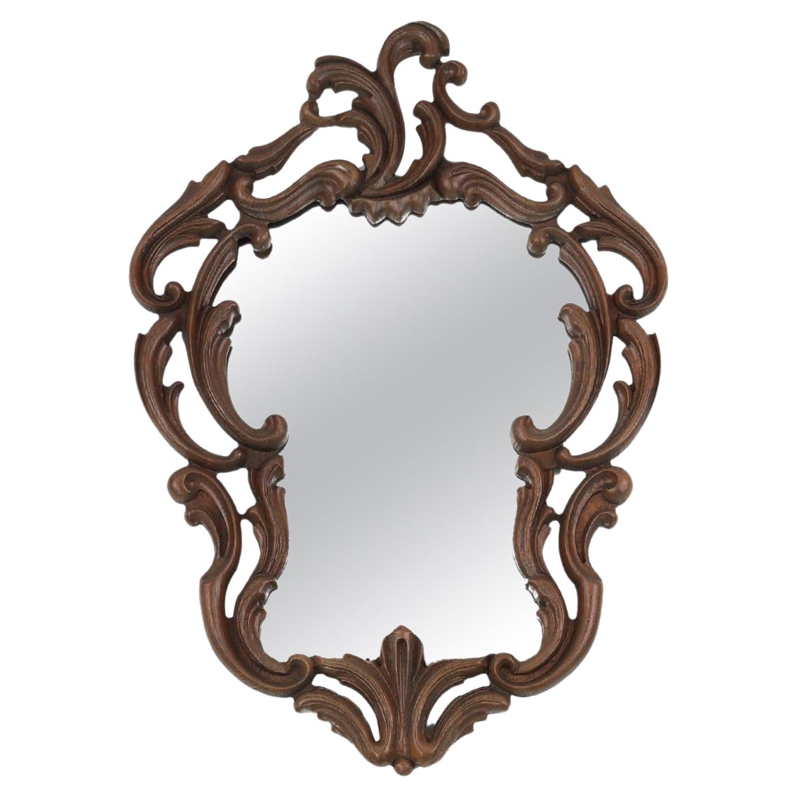 Miroir baroque avec cadre en chêne orné et sculpté à la main, France années 1950