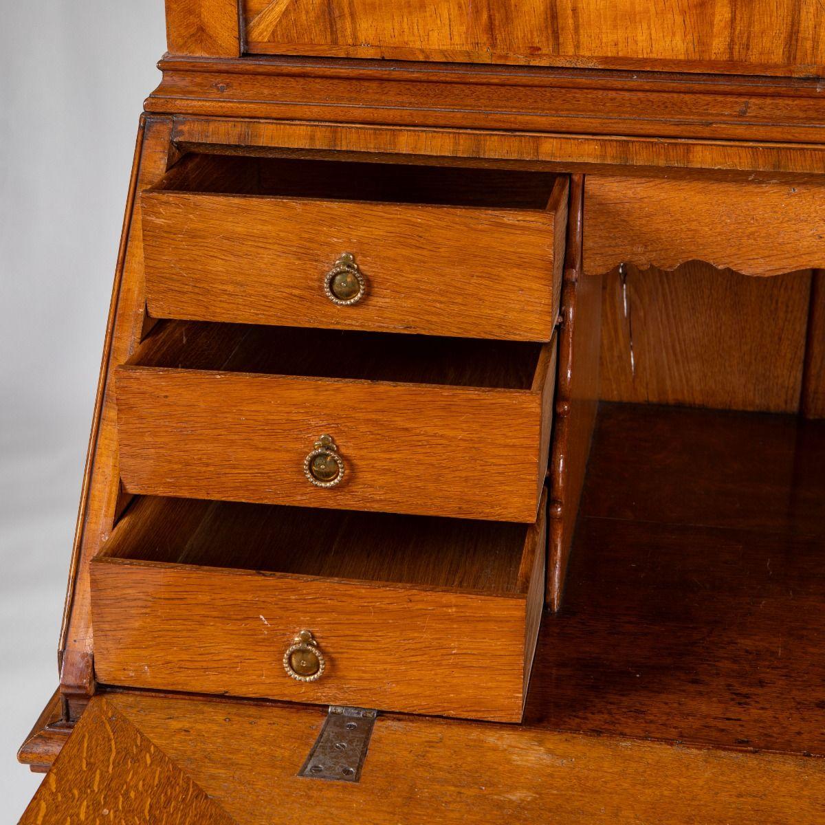 Sekretär Barock In Nussbaum aus Norddeutschland im Angebot 6