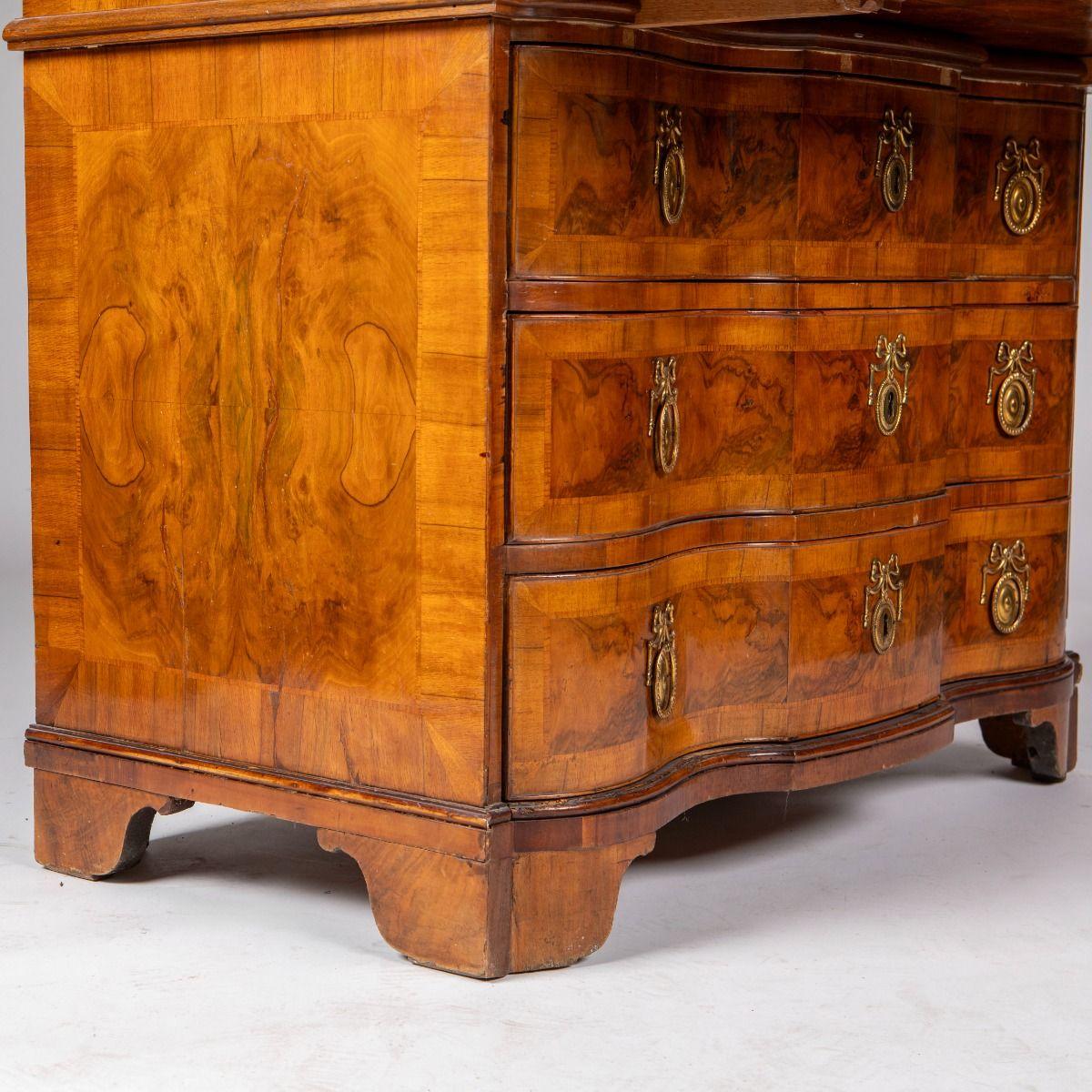 Sekretär Barock In Nussbaum aus Norddeutschland im Angebot 10