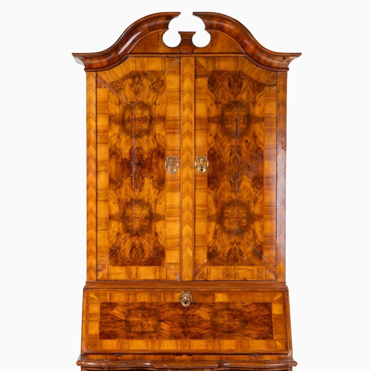 Sekretär Barock In Nussbaum aus Norddeutschland (Messing) im Angebot