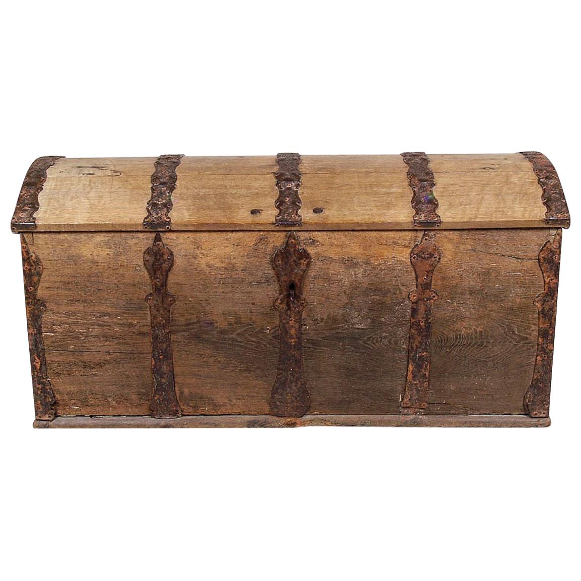Baroque Oak Chest from the Mid-18th Century For Sale