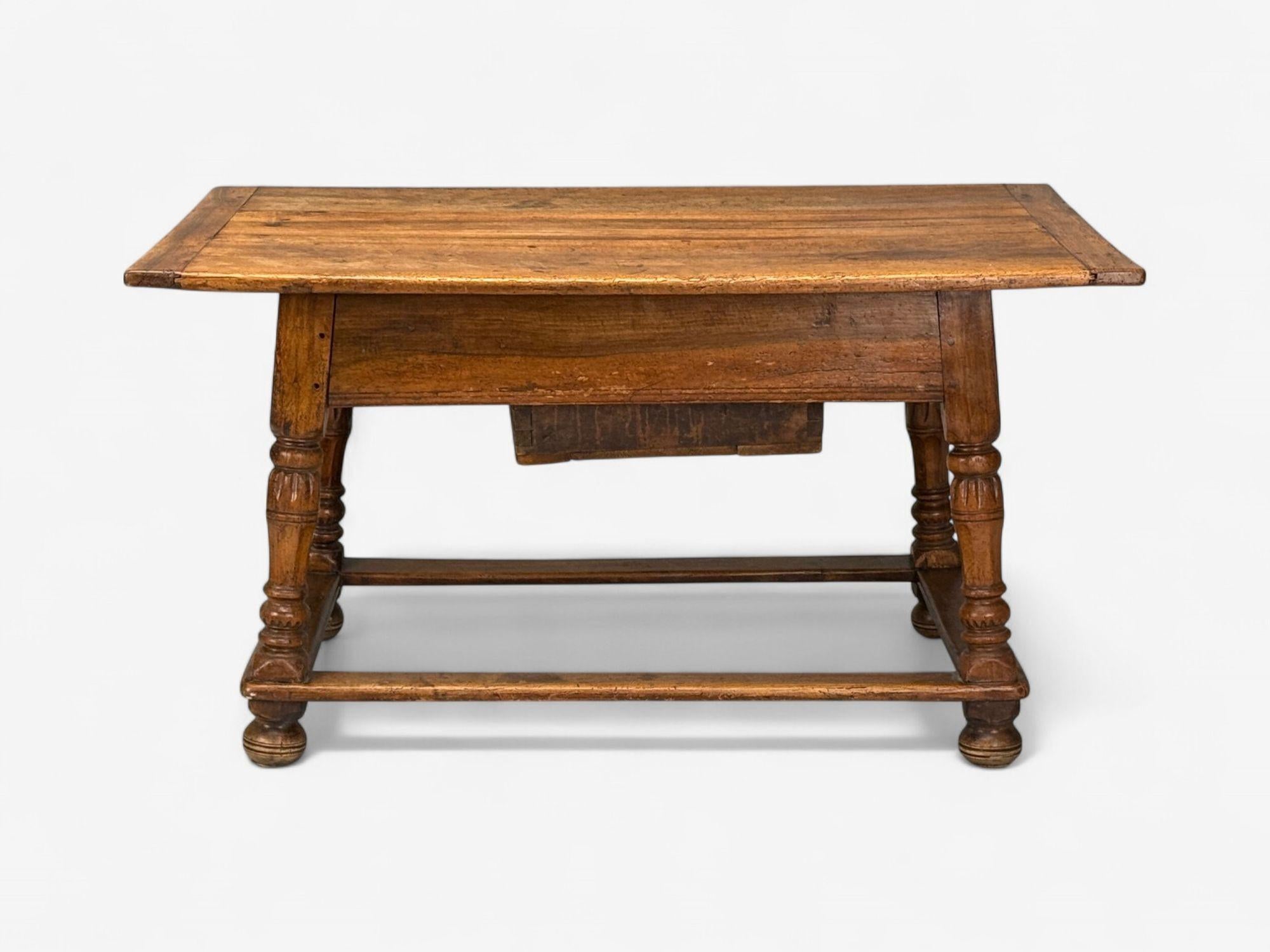 Mesa barroca, de roble, consola o centro, Francia, S. XVIII en venta 7