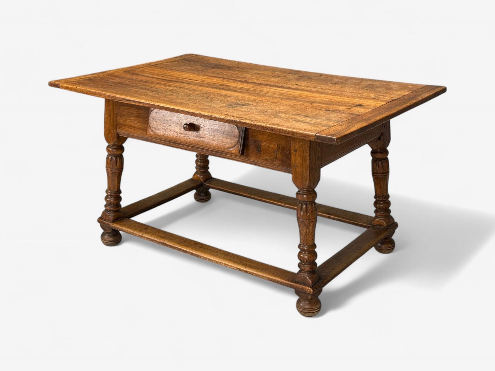 Mesa barroca, de roble, consola o centro, Francia, S. XVIII Francés en venta