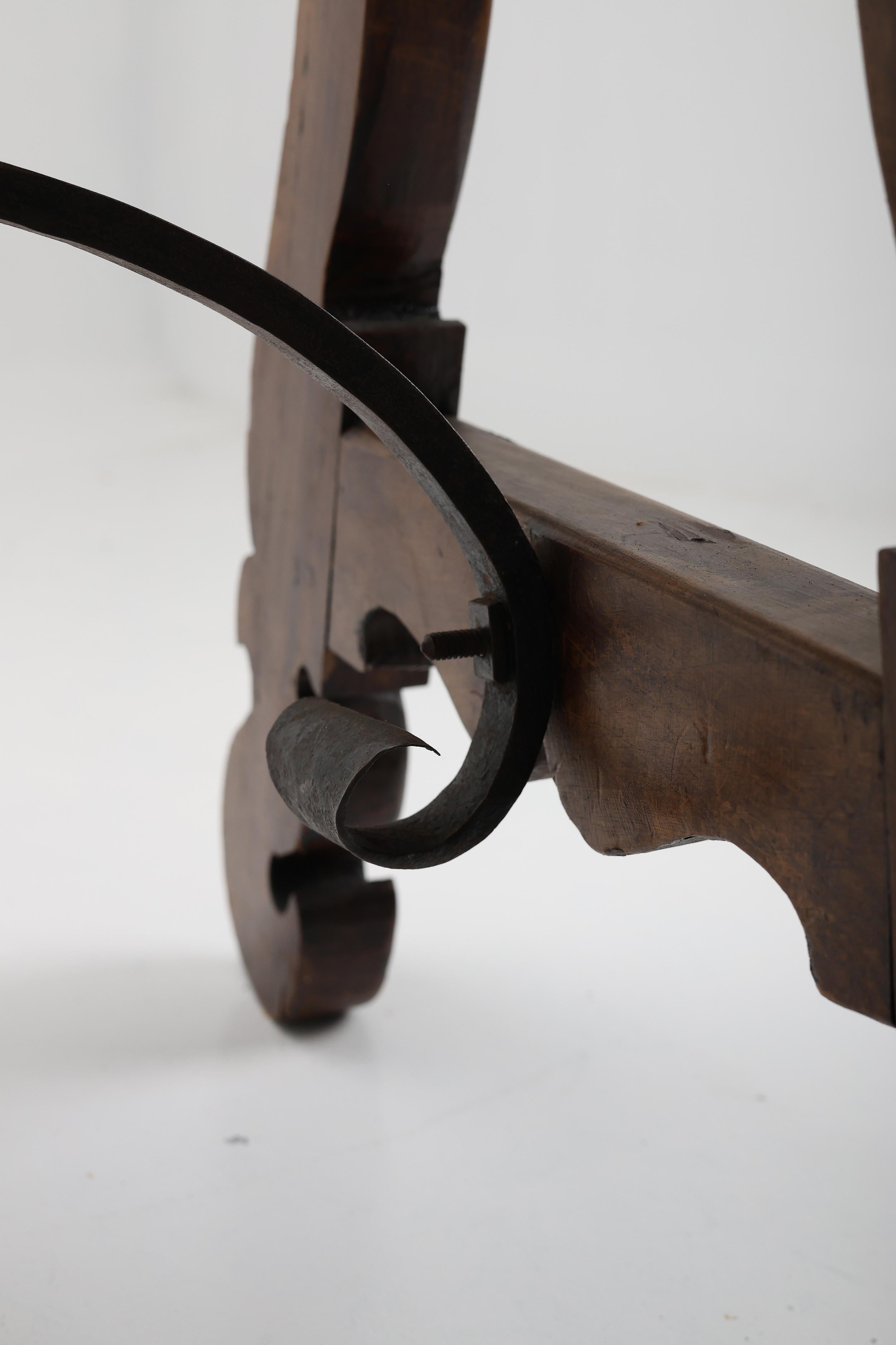 Barocker Tisch aus Eiche, 1760 in Italien hergestellt im Angebot 6