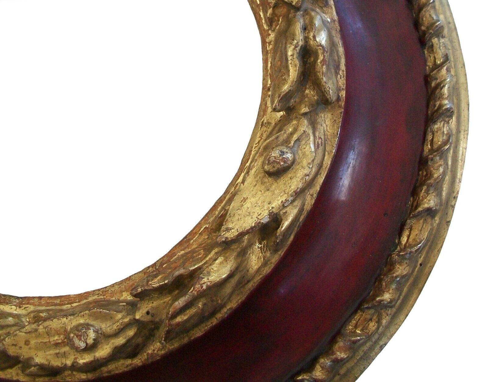 Baroque Painted & Giltwood Frame or Mirror, Hand Carved, Italy, 18th Century For Sale 4