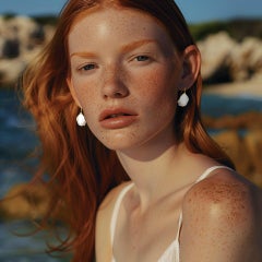 Ganci per orecchini Barocco Pealr - by Bombyx House