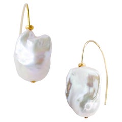 Baroque Pealr Earring Hooks - by Bombyx House