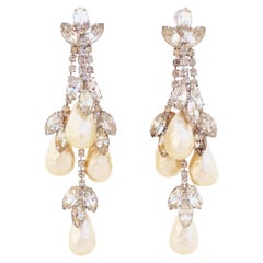 Barocke Kronleuchter-Ohrringe aus Perlen und Kristall mit Strass, 1950er Jahre
