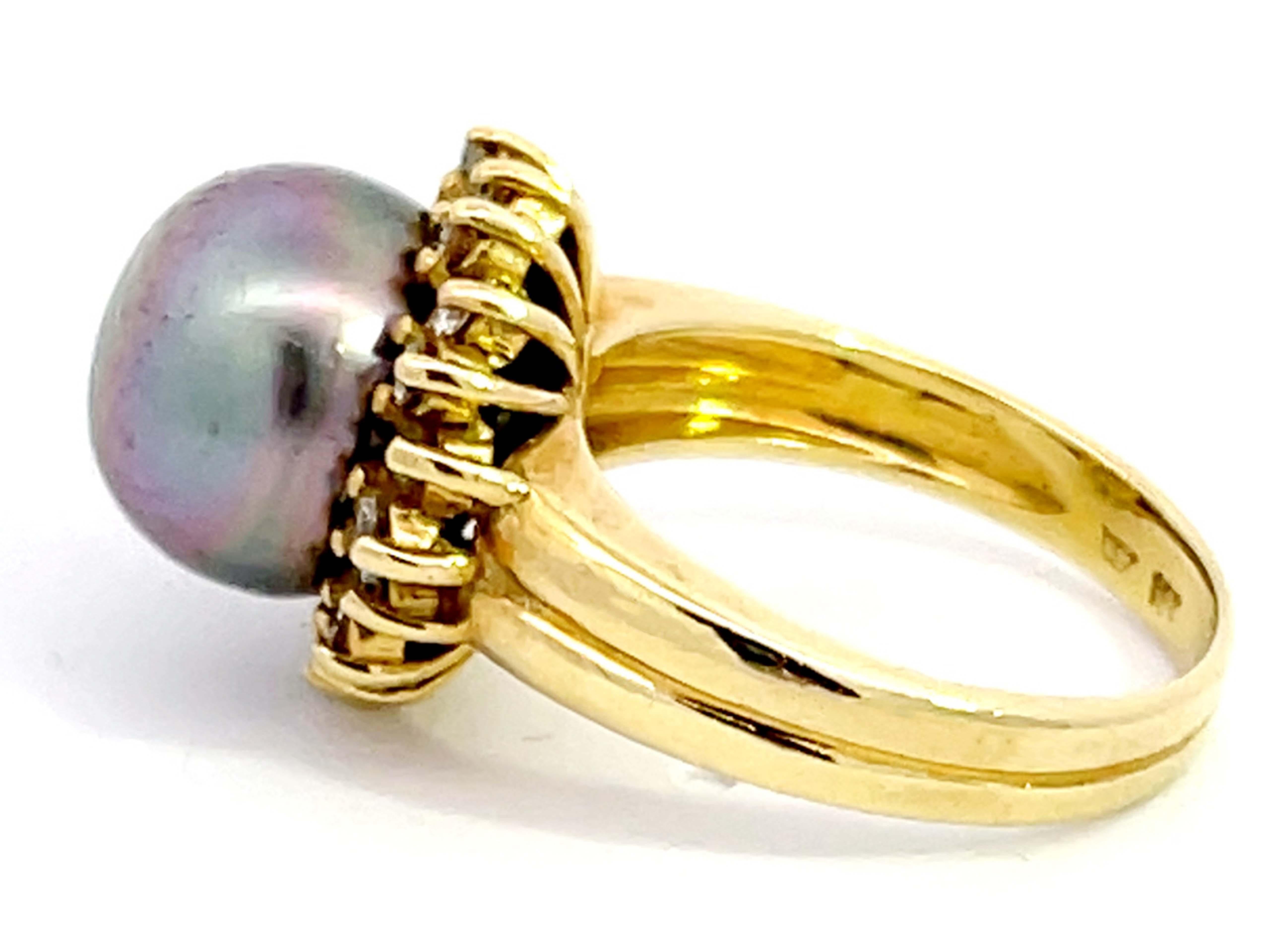 Round Cut Tahitian Pearl and Diamond Halo Vintage Ring in 18k Yellow Gold For Sale