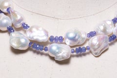 Collier baroque en perles et tanzanite de Deborah Lockhart Phillips