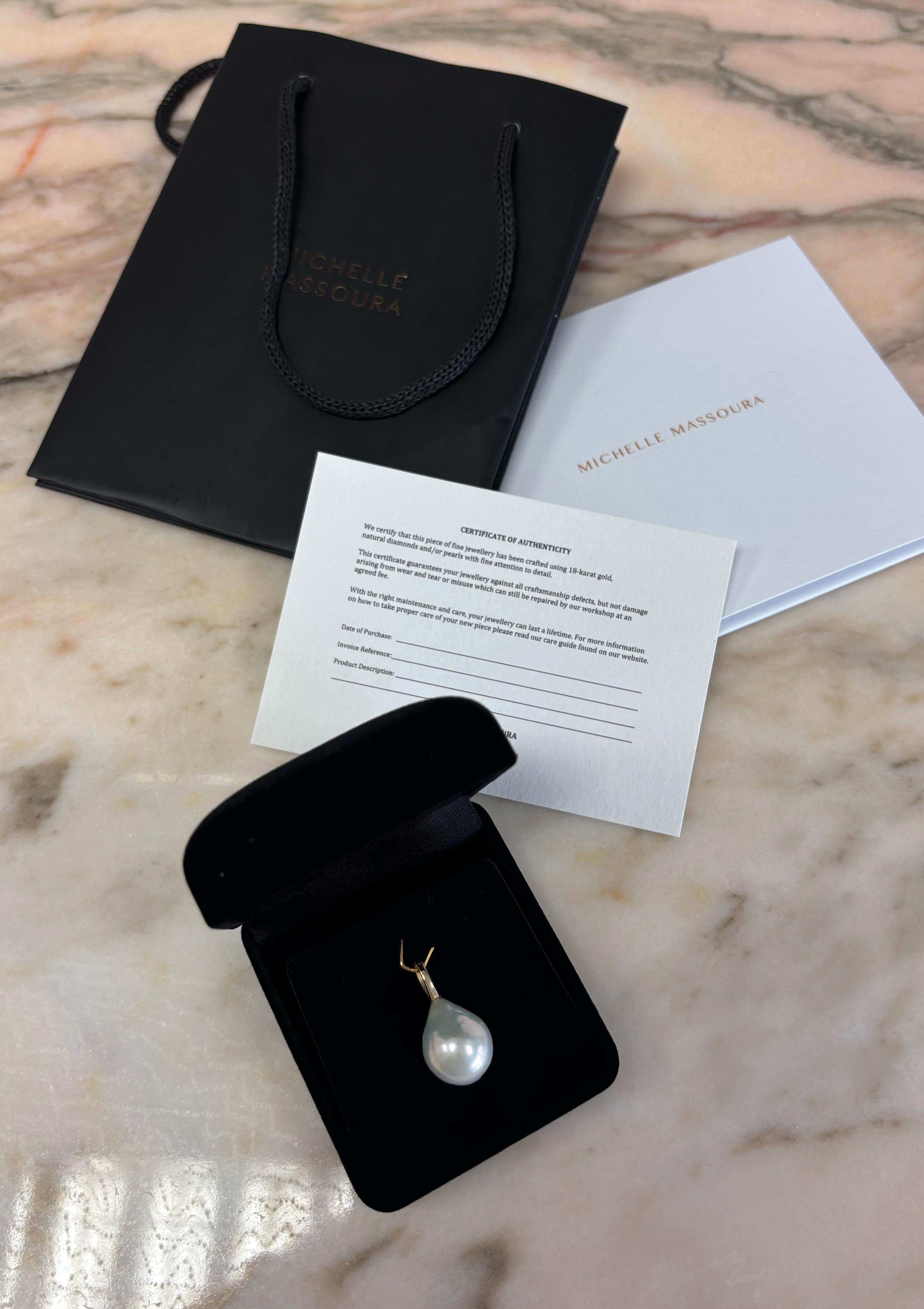 da uomo o donna Charm barocco con perle, oro 18 carati in vendita