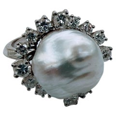 Baroque Pearl Cultured  and Diamond Brilliant Cut Ring White Gold 18 Karats