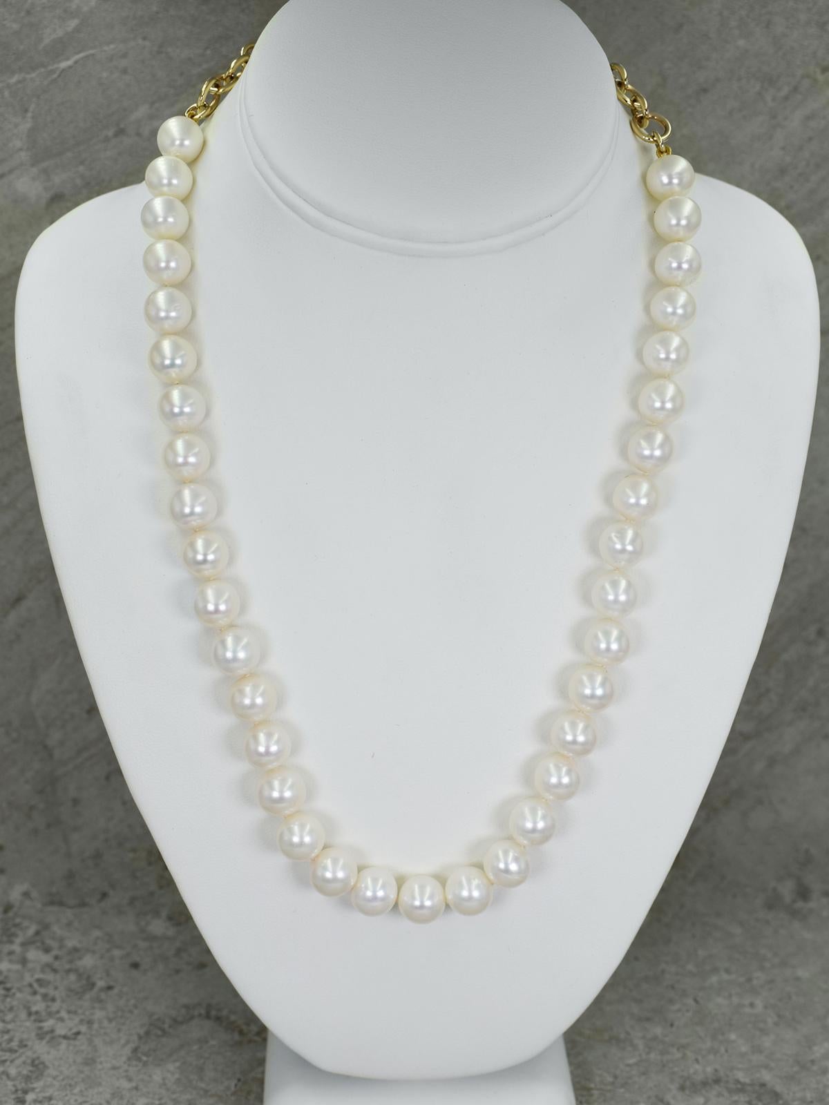 Round Cut Baroque Pearl, Diamond and 14 Karat Gold Beaded Pearl Pendant Necklace For Sale